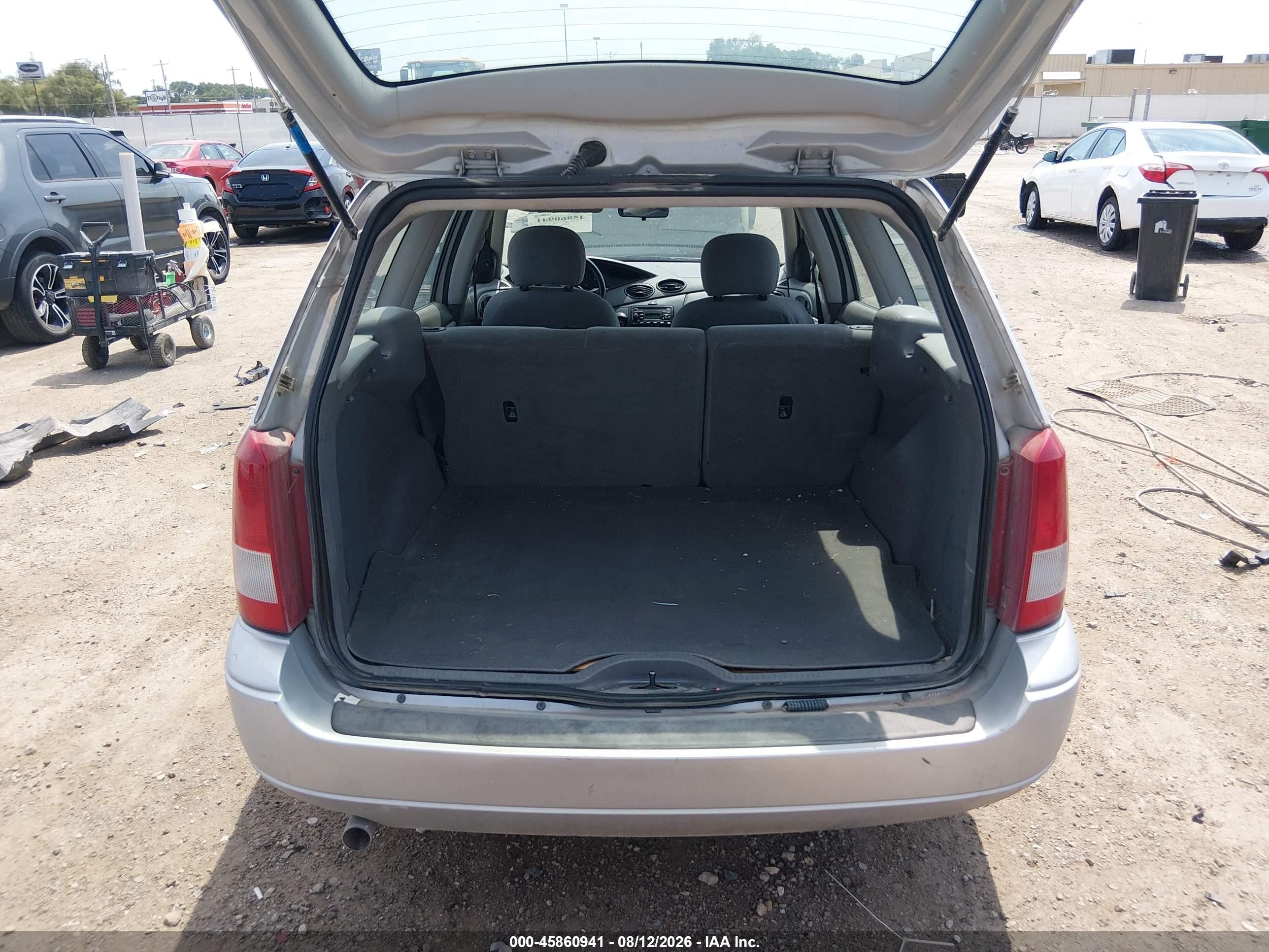 2002 Ford Focus Se/ztw Silver vin: 1FAHP36302W216552