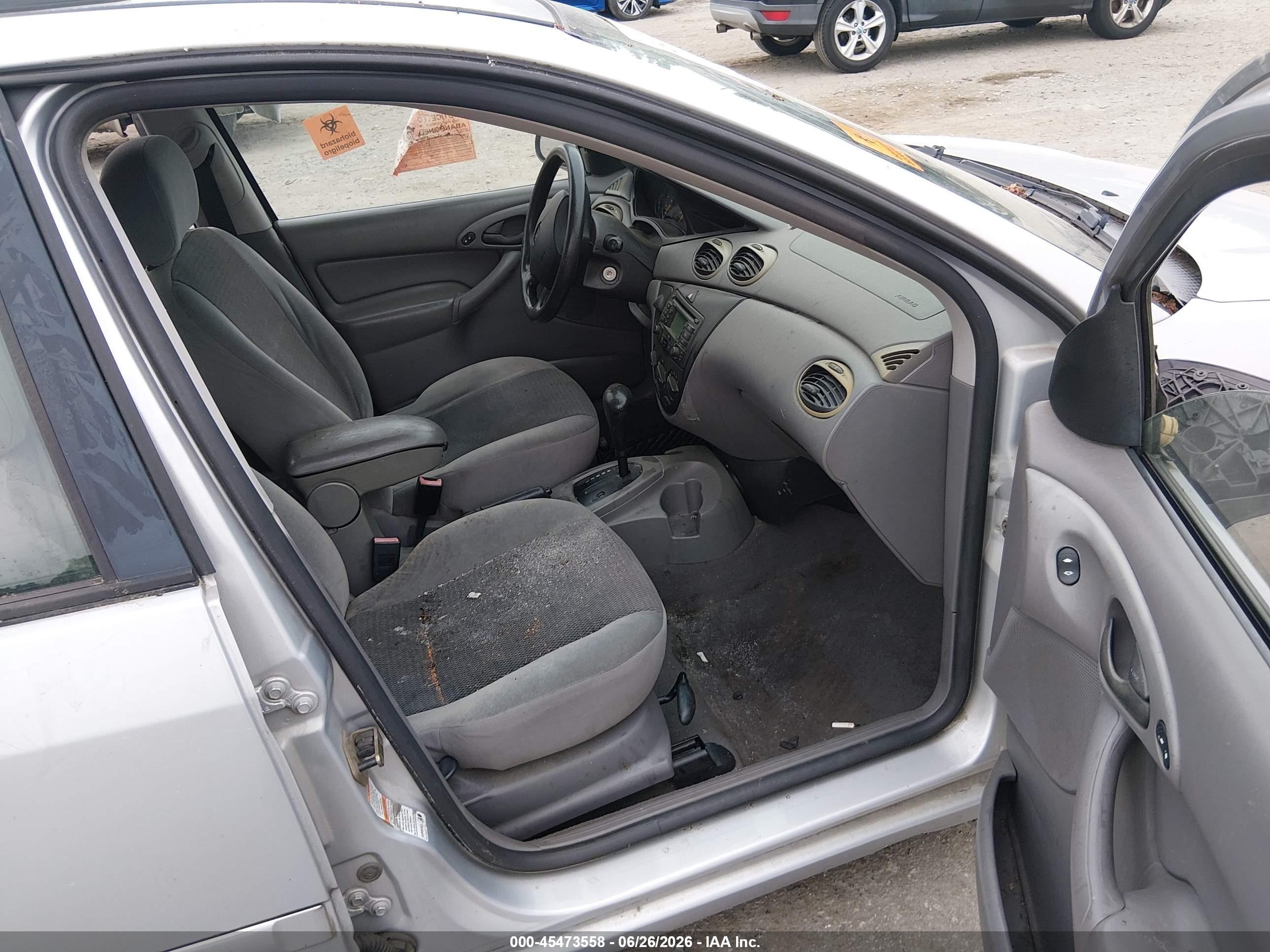 2003 Ford Focus Se/ztw Серебряный vin: 1FAHP36303W178175