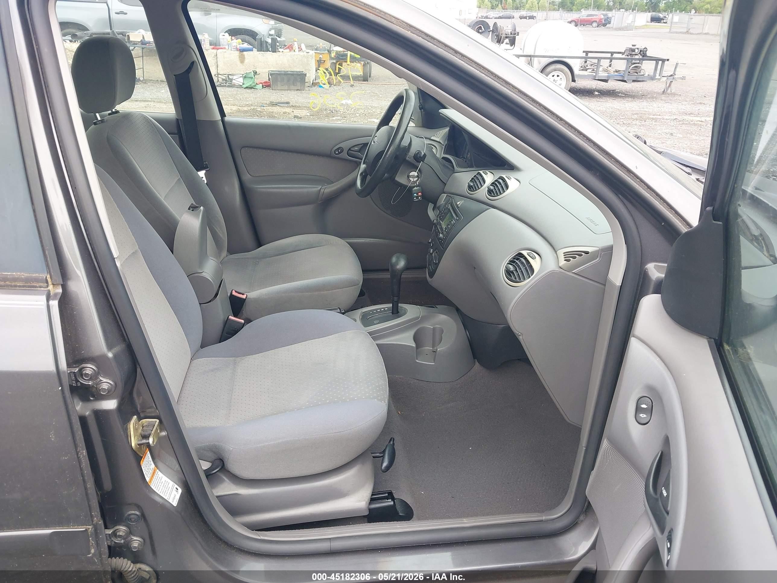 2003 Ford Focus Se/ztw Gray vin: 1FAHP36333W120061