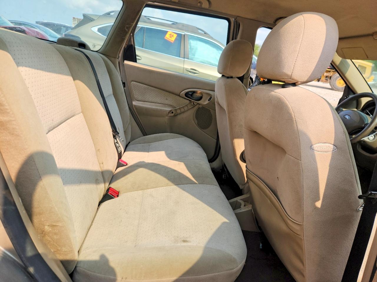 2003 Ford Focus Se Tan vin: 1FAHP36393W340000