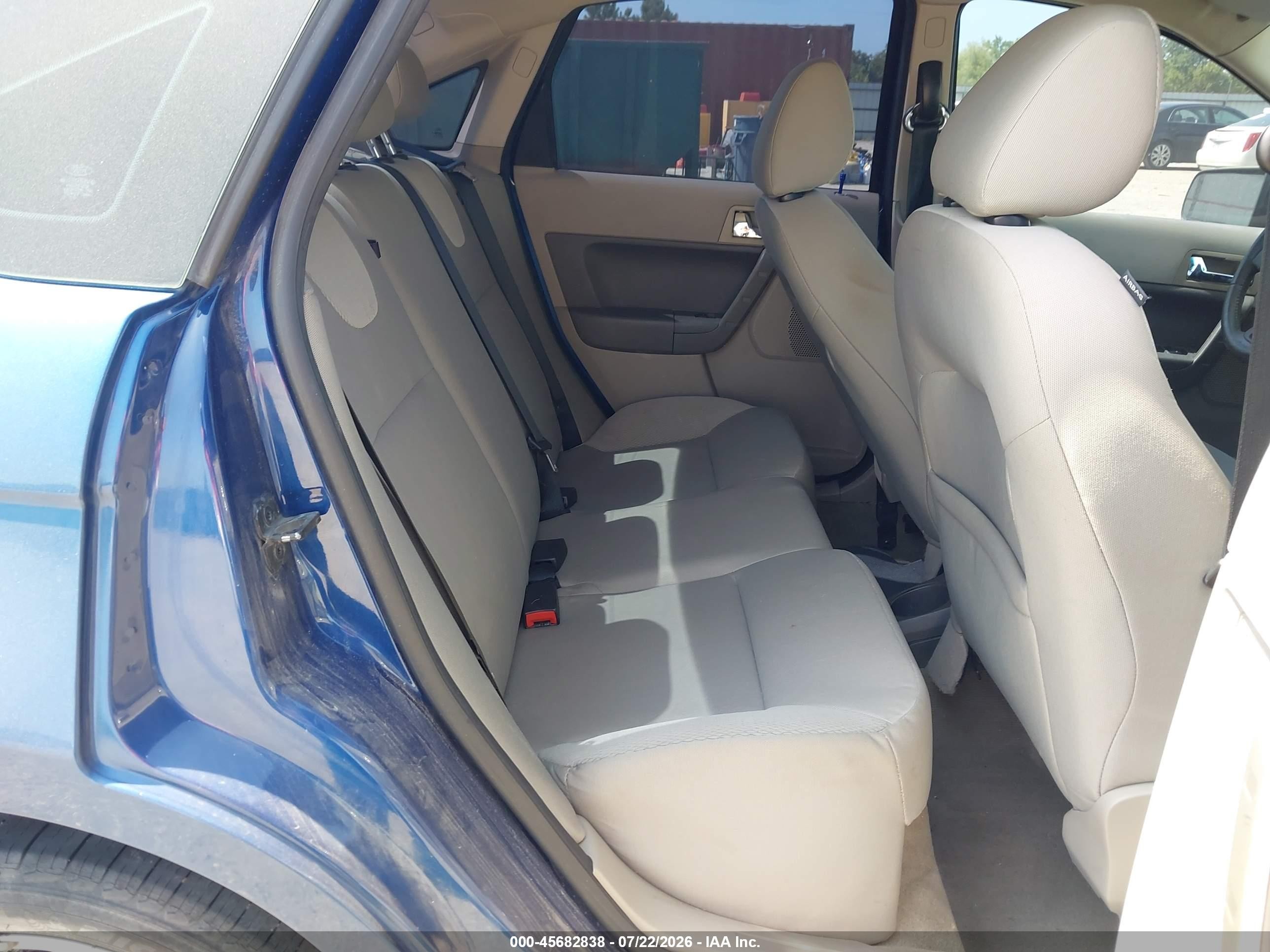 2009 Ford Focus Ses Blue vin: 1FAHP36N09W151438