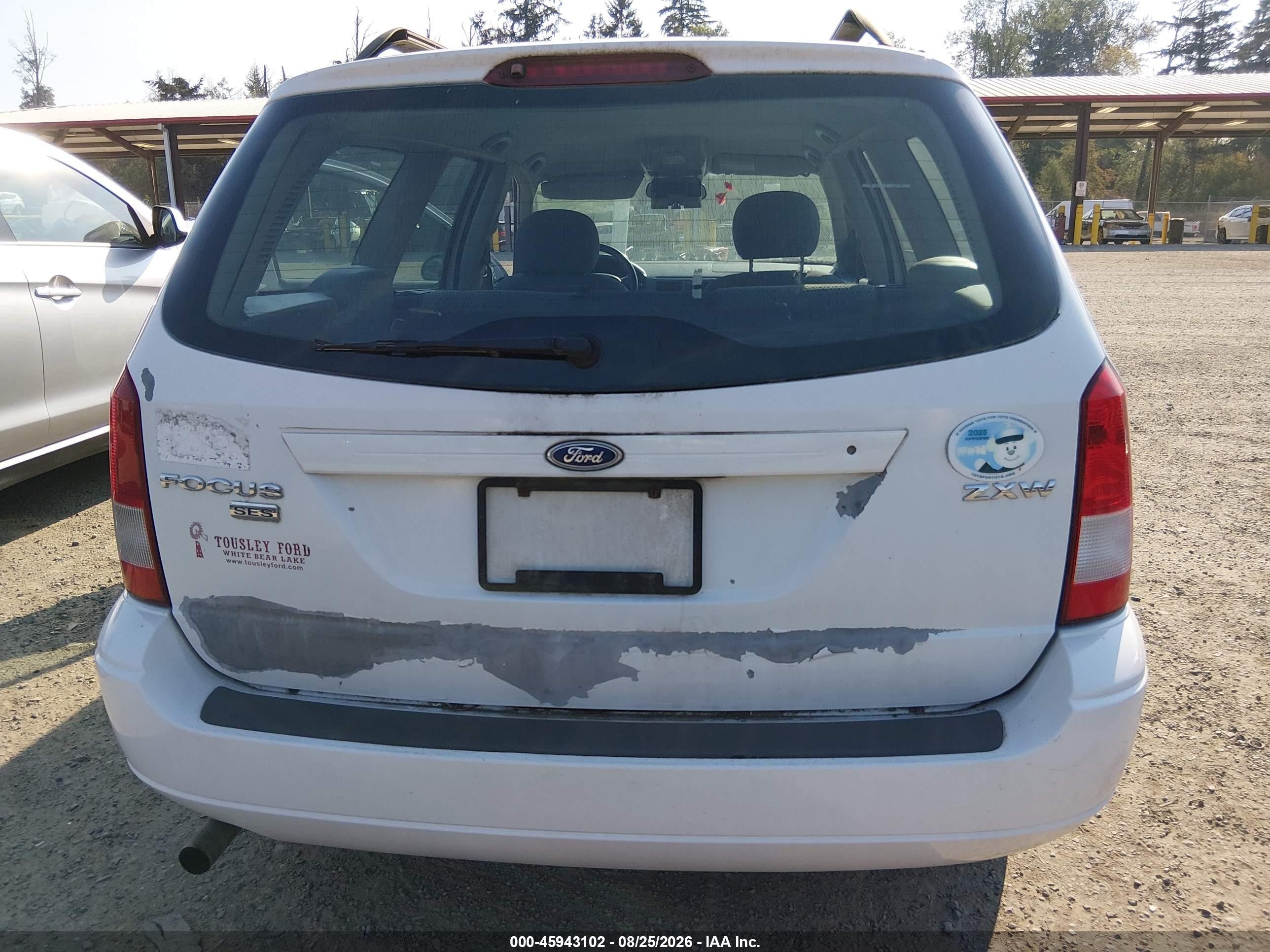 2005 Ford Focus Zxw Белый vin: 1FAHP36N15W194230