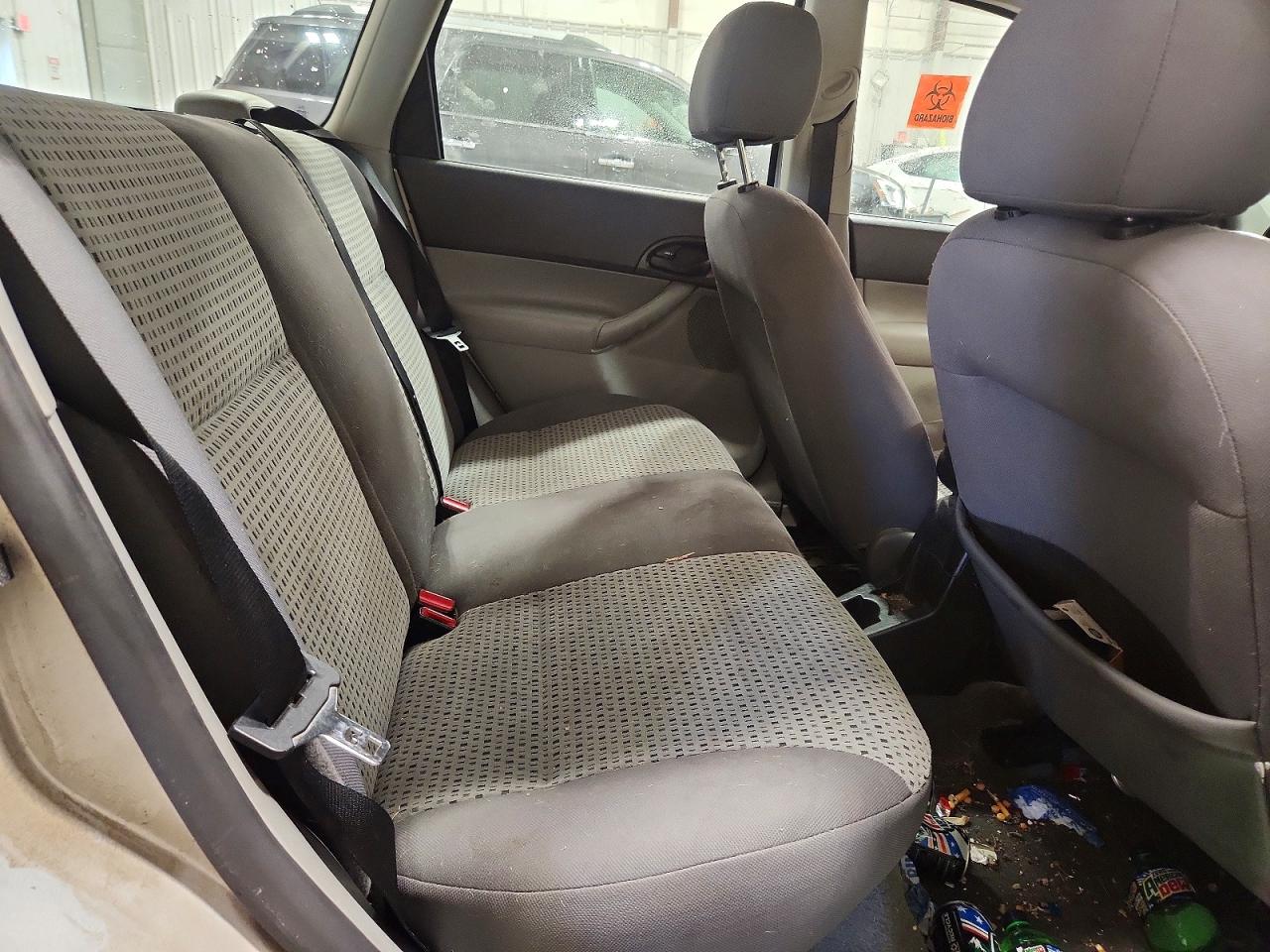 2007 Ford Focus Zxw Gray vin: 1FAHP36N27W198712