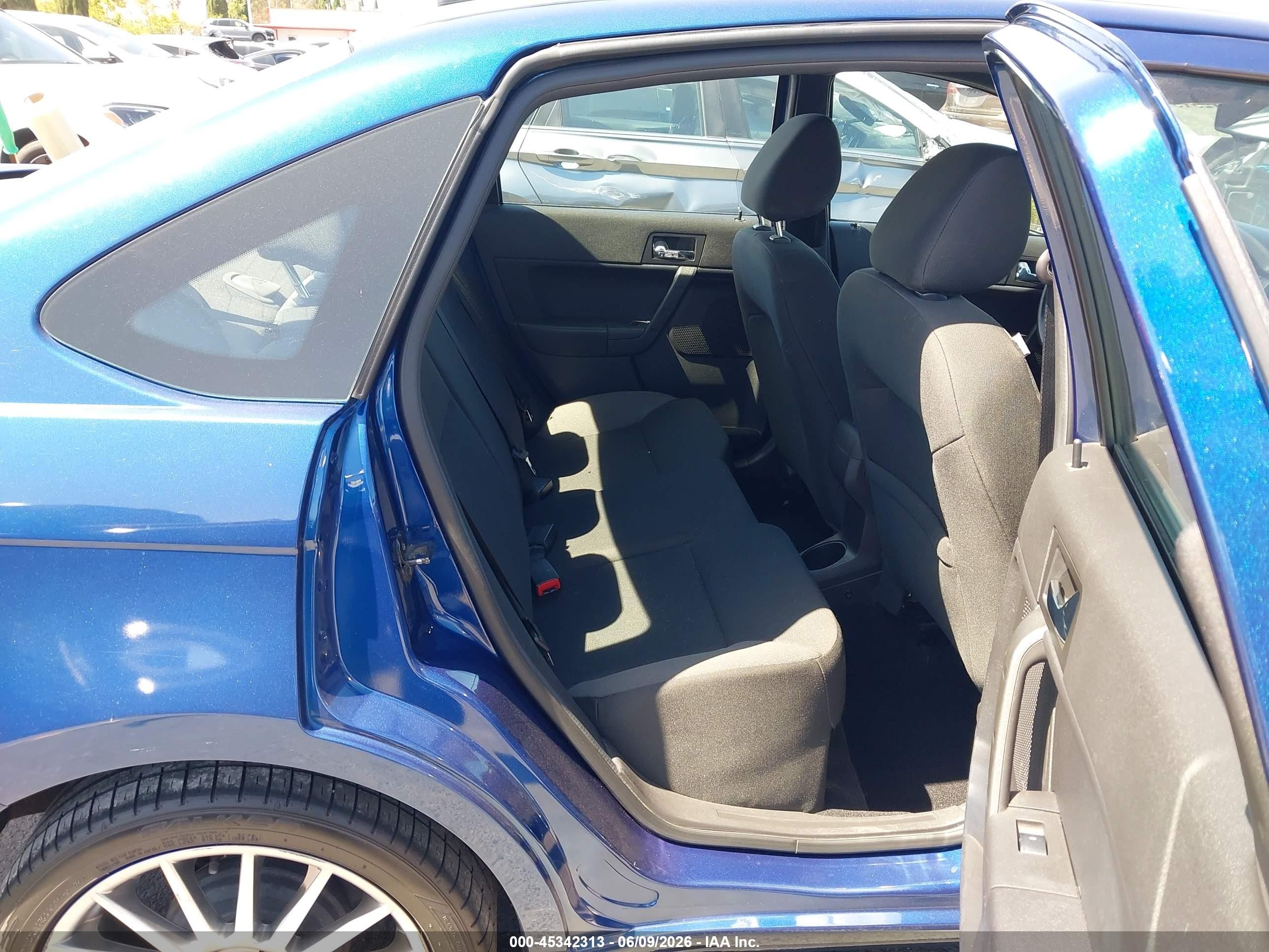 2009 Ford Focus Ses Синий vin: 1FAHP36N39W202446