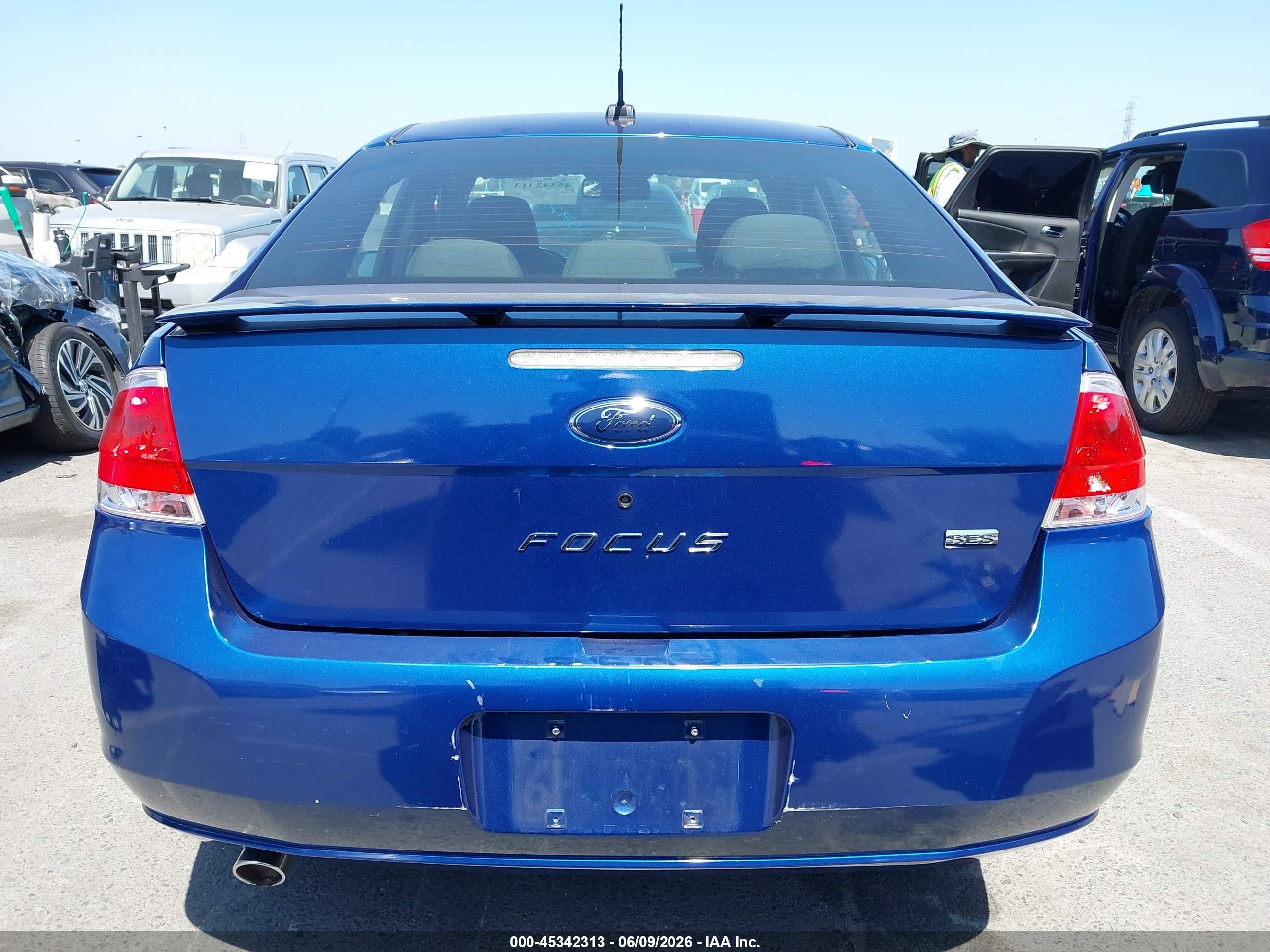 2009 Ford Focus Ses Синий vin: 1FAHP36N39W202446