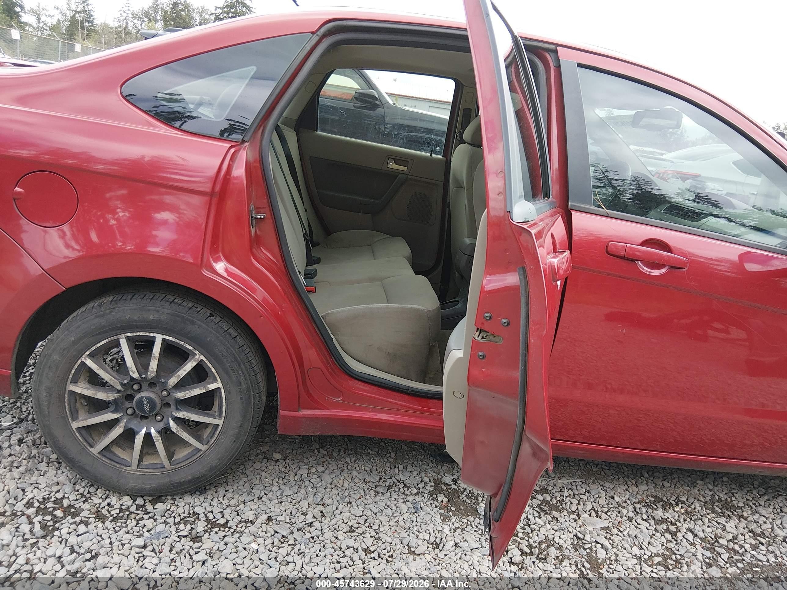 2009 Ford Focus Ses Red vin: 1FAHP36N49W179940