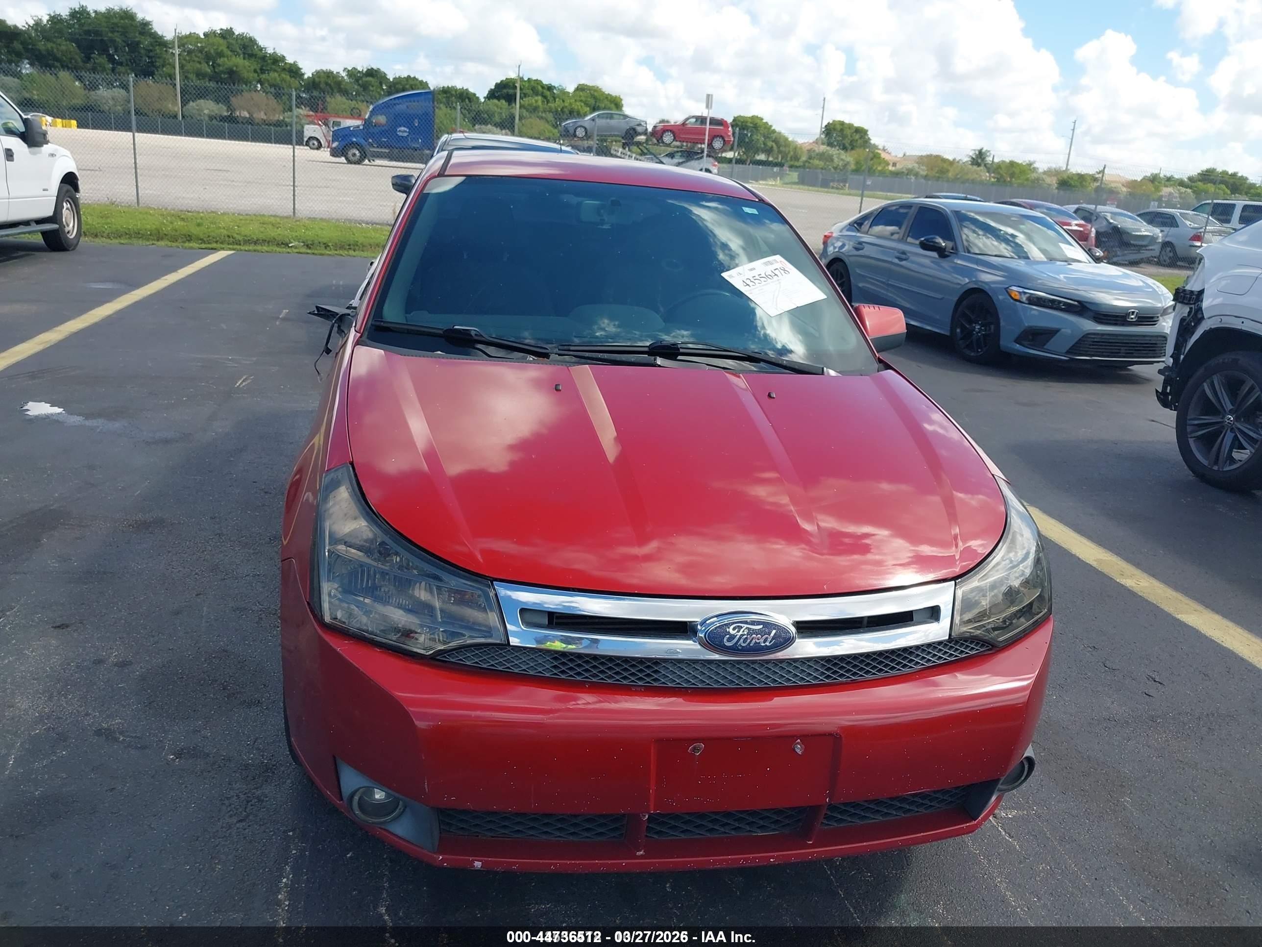 2009 Ford Focus Ses Red vin: 1FAHP36N49W270237