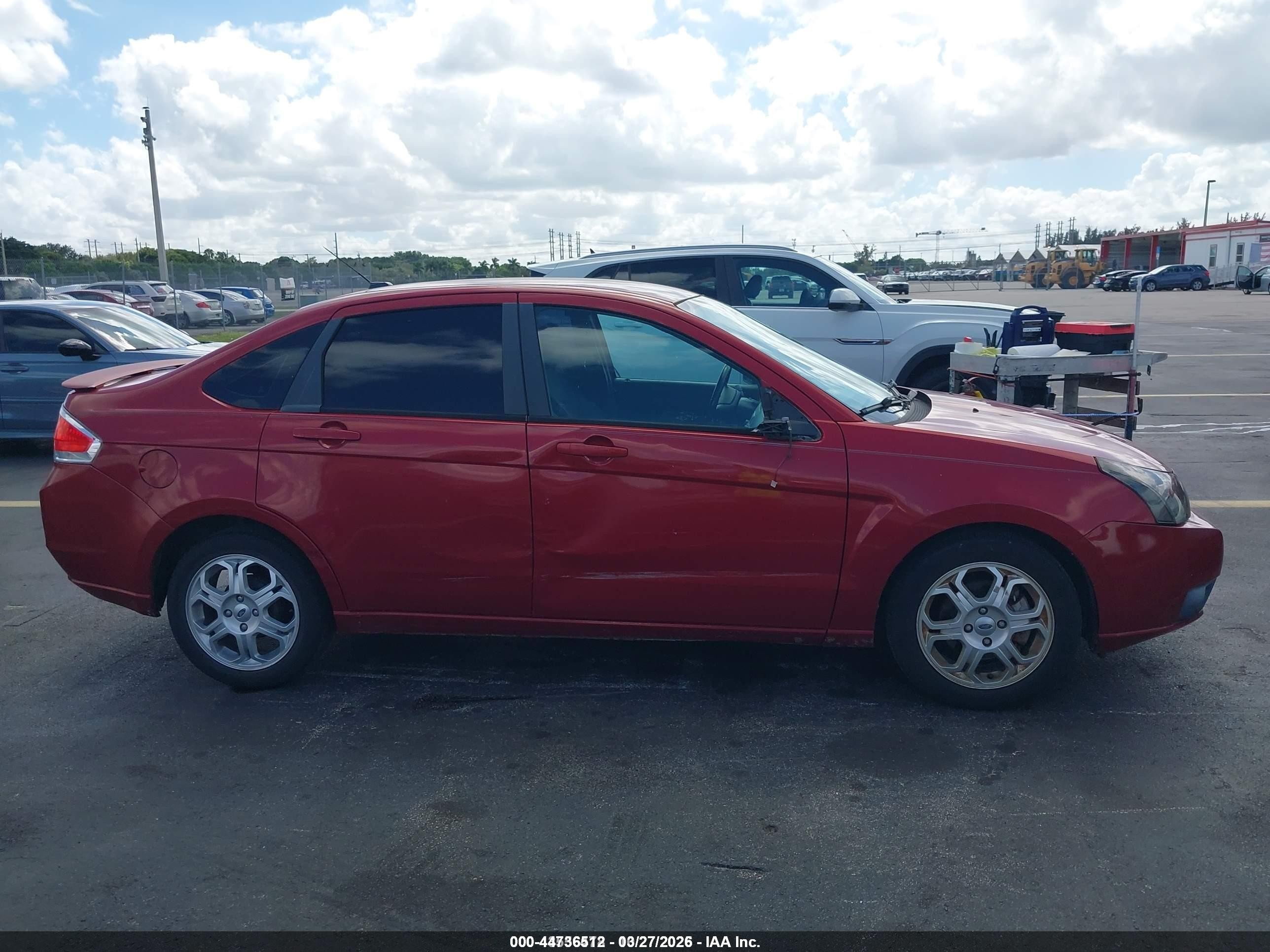 2009 Ford Focus Ses Red vin: 1FAHP36N49W270237