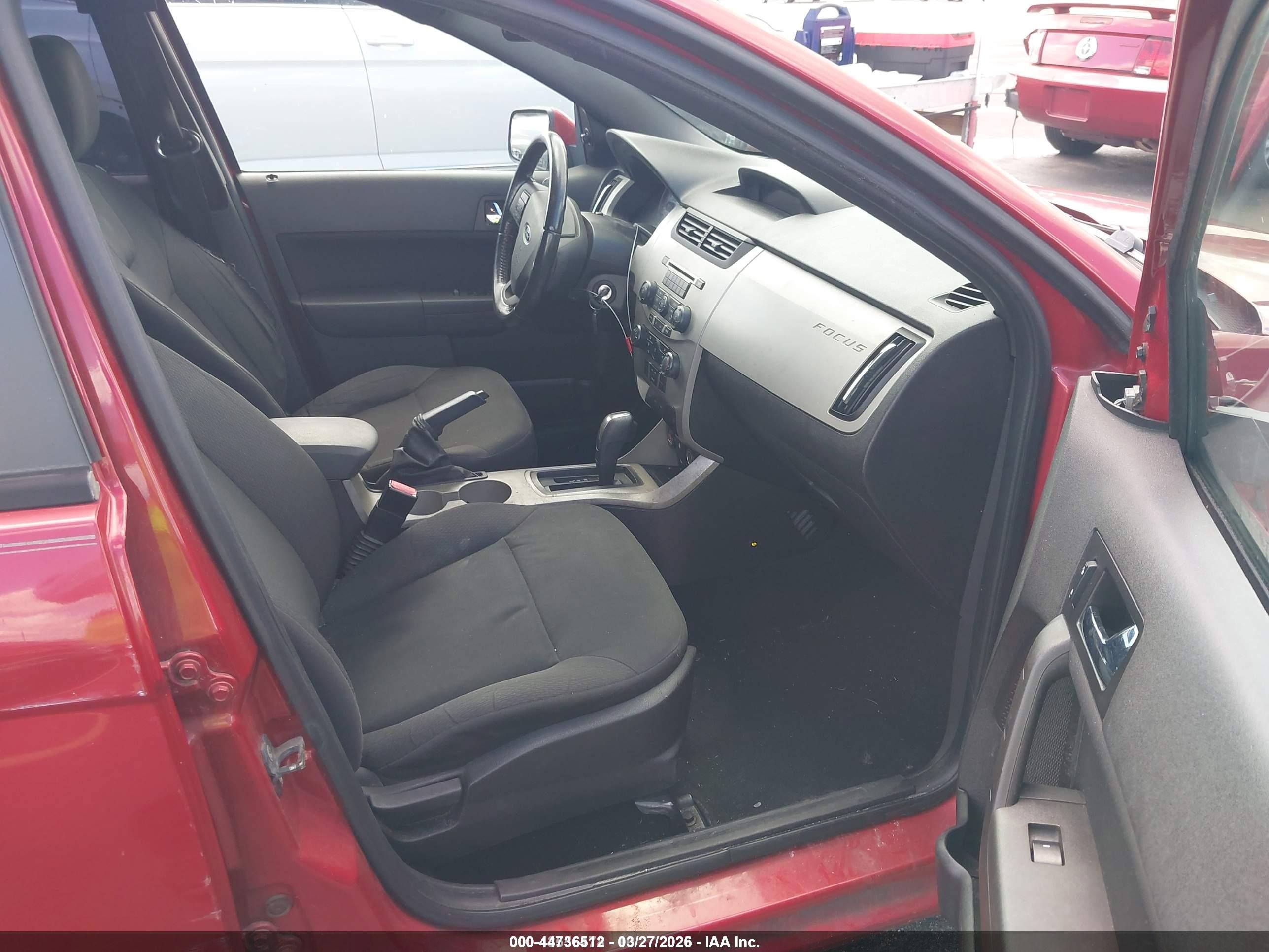 2009 Ford Focus Ses Red vin: 1FAHP36N49W270237