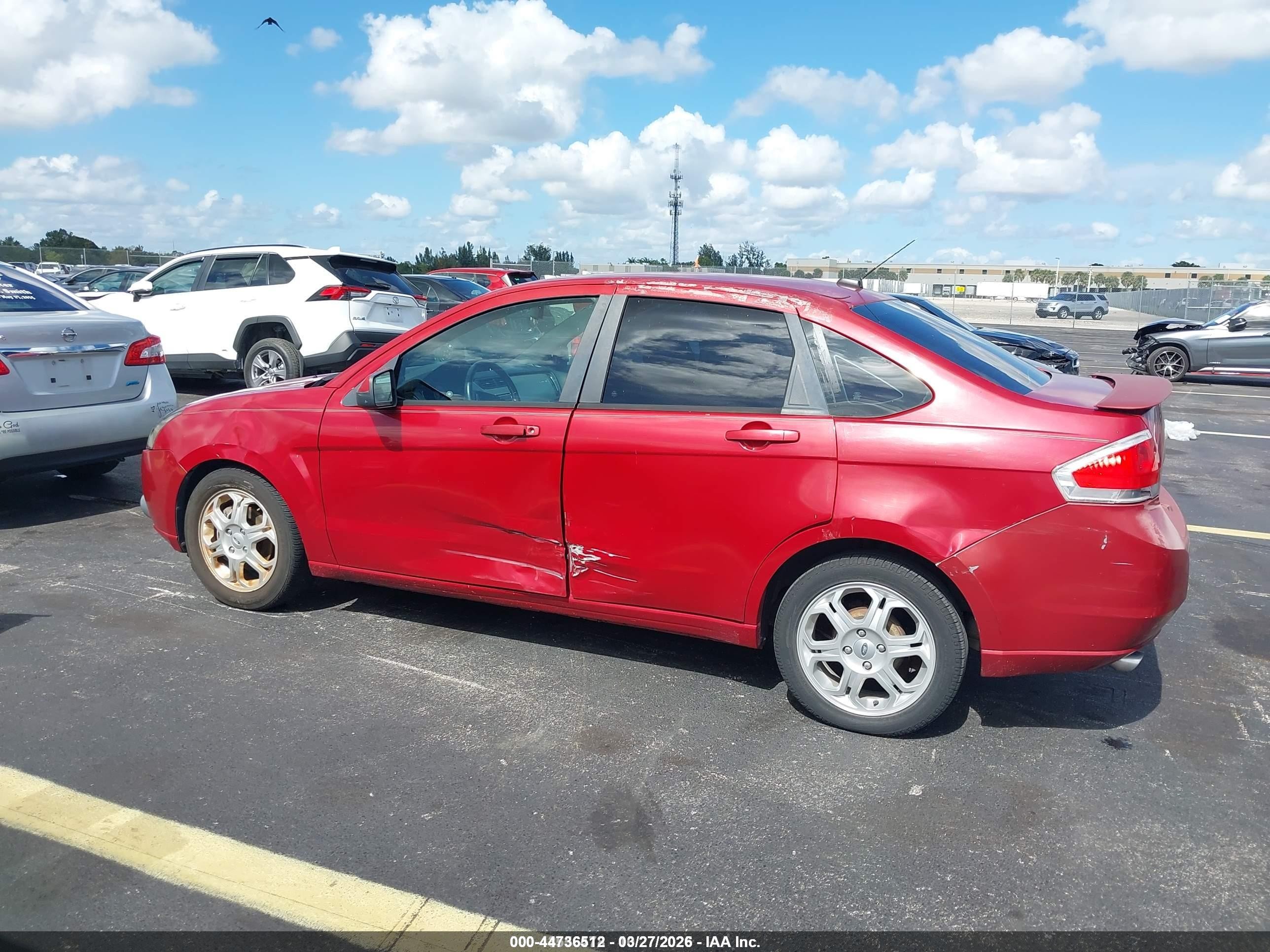 2009 Ford Focus Ses Red vin: 1FAHP36N49W270237