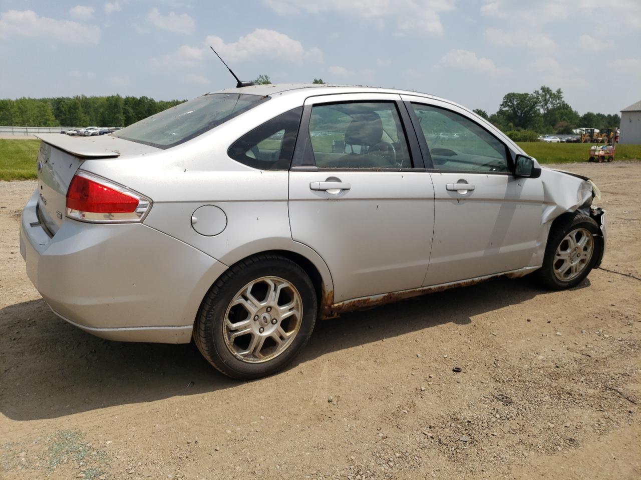 2009 Ford Focus Серебряный vin: 1FAHP36N59W168929
