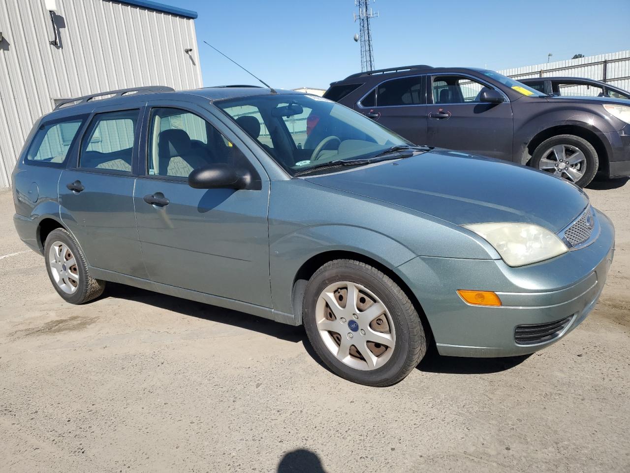 Price & History 2005 Ford Focus Zxw 2.0l 4 vin: 1FAHP36N65W217811