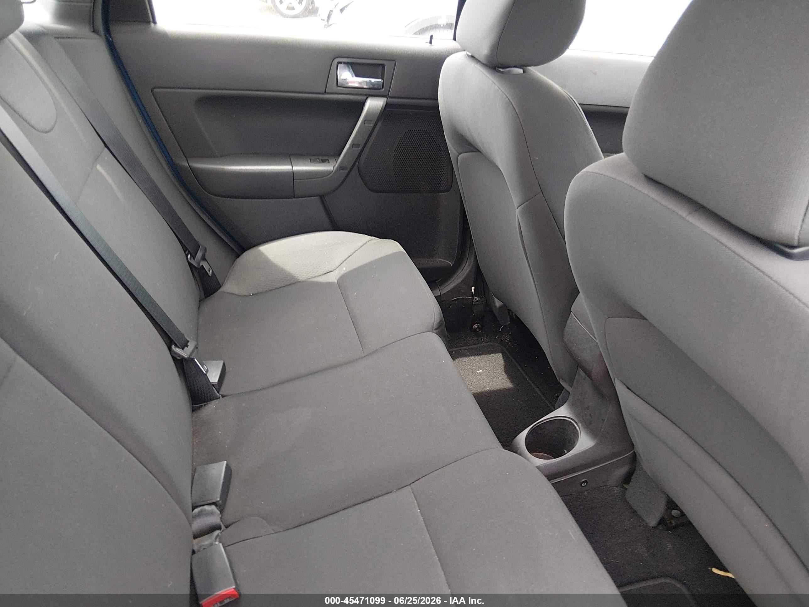 2009 Ford Focus Ses Blue vin: 1FAHP36N69W201730