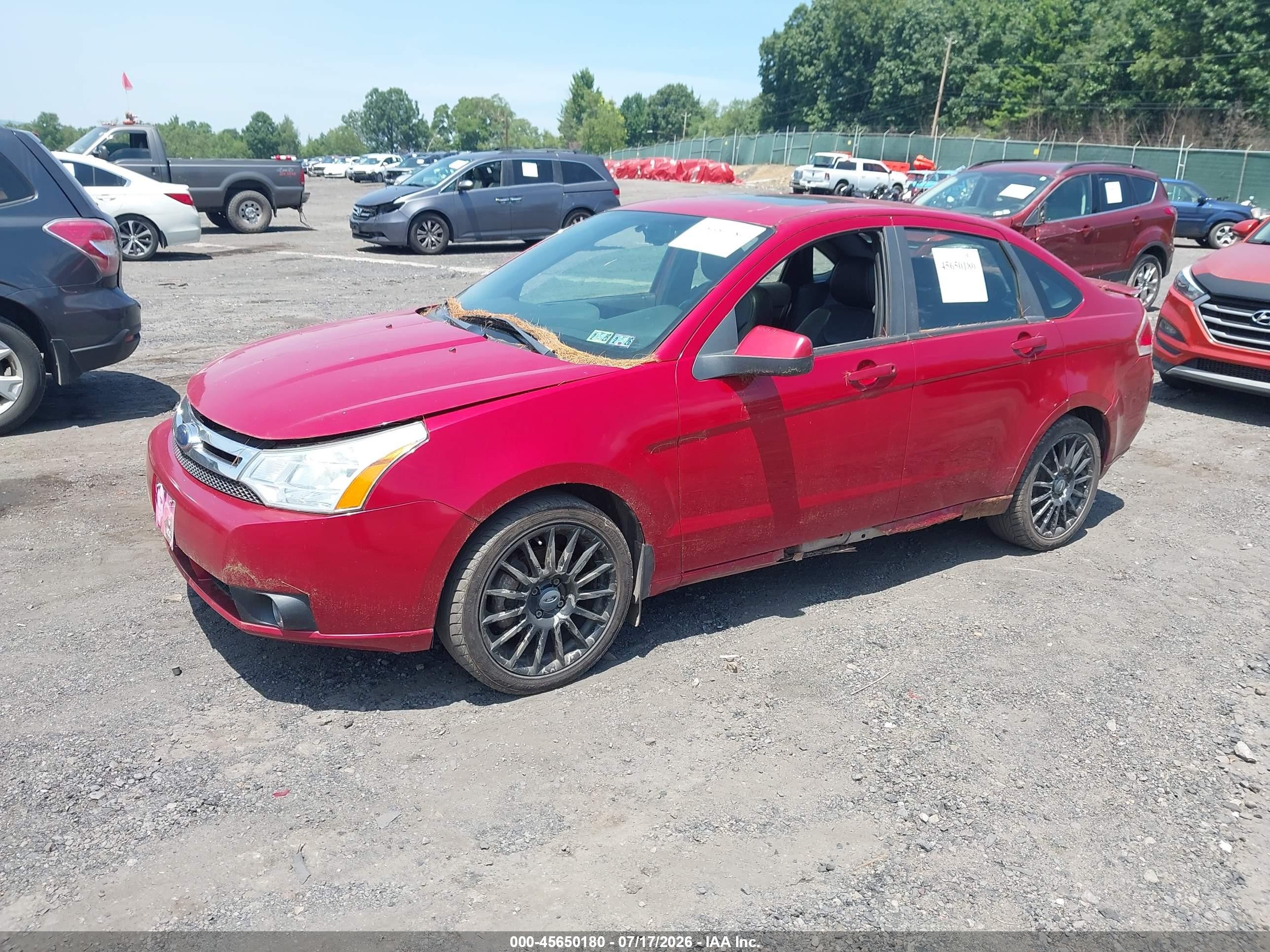 2009 Ford Focus Ses Red vin: 1FAHP36N79W250077