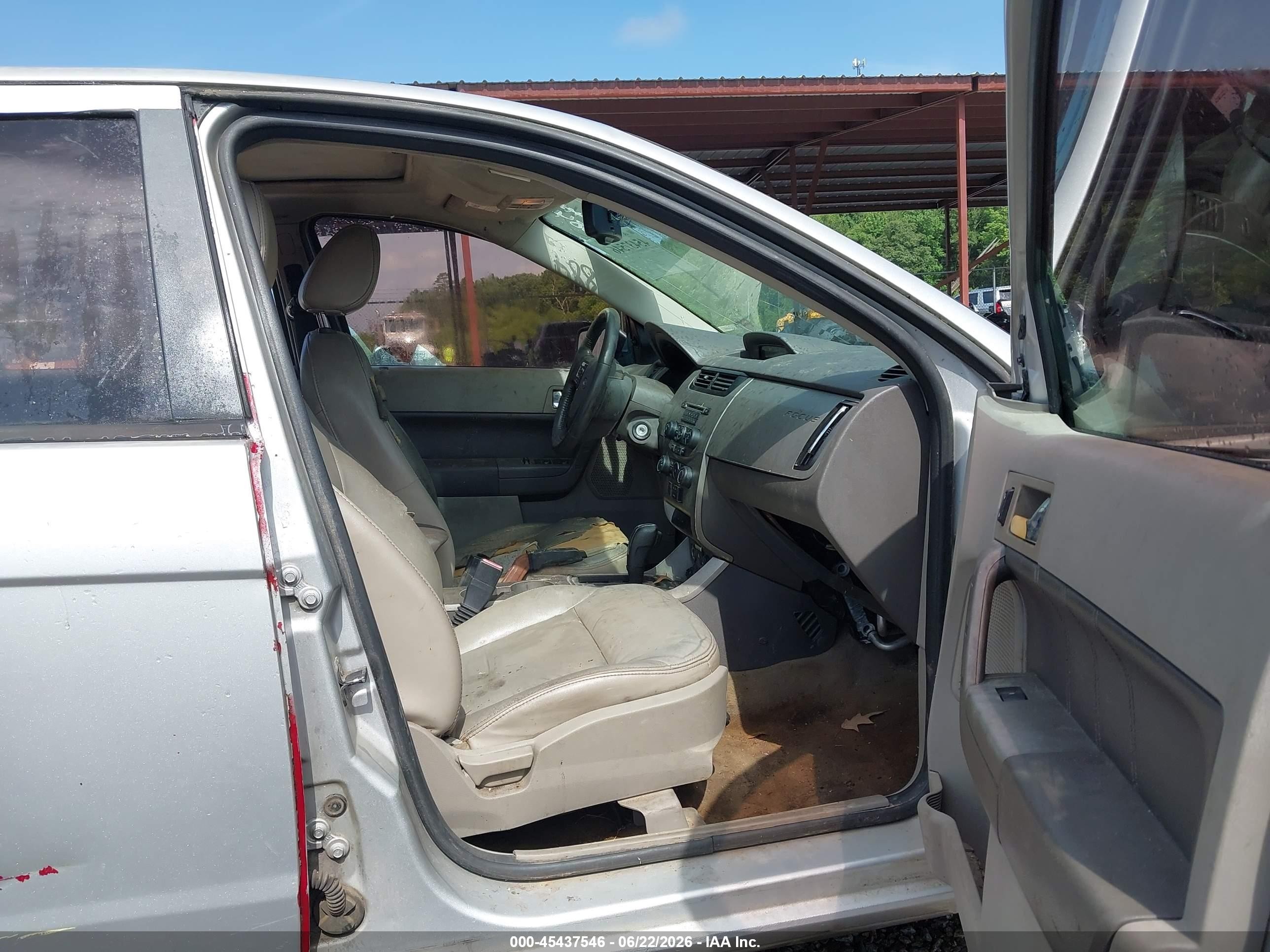 2009 Ford Focus Ses Silver vin: 1FAHP36N89W218884