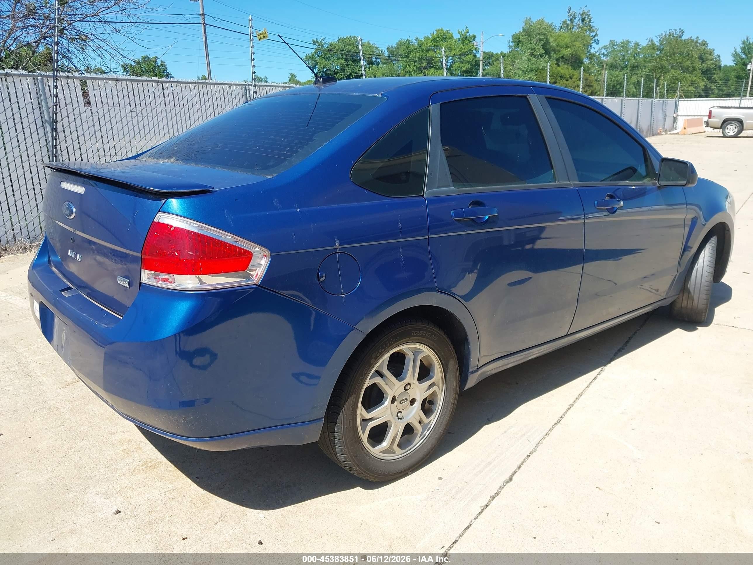 2009 Ford Focus Ses Blue vin: 1FAHP36N89W219100