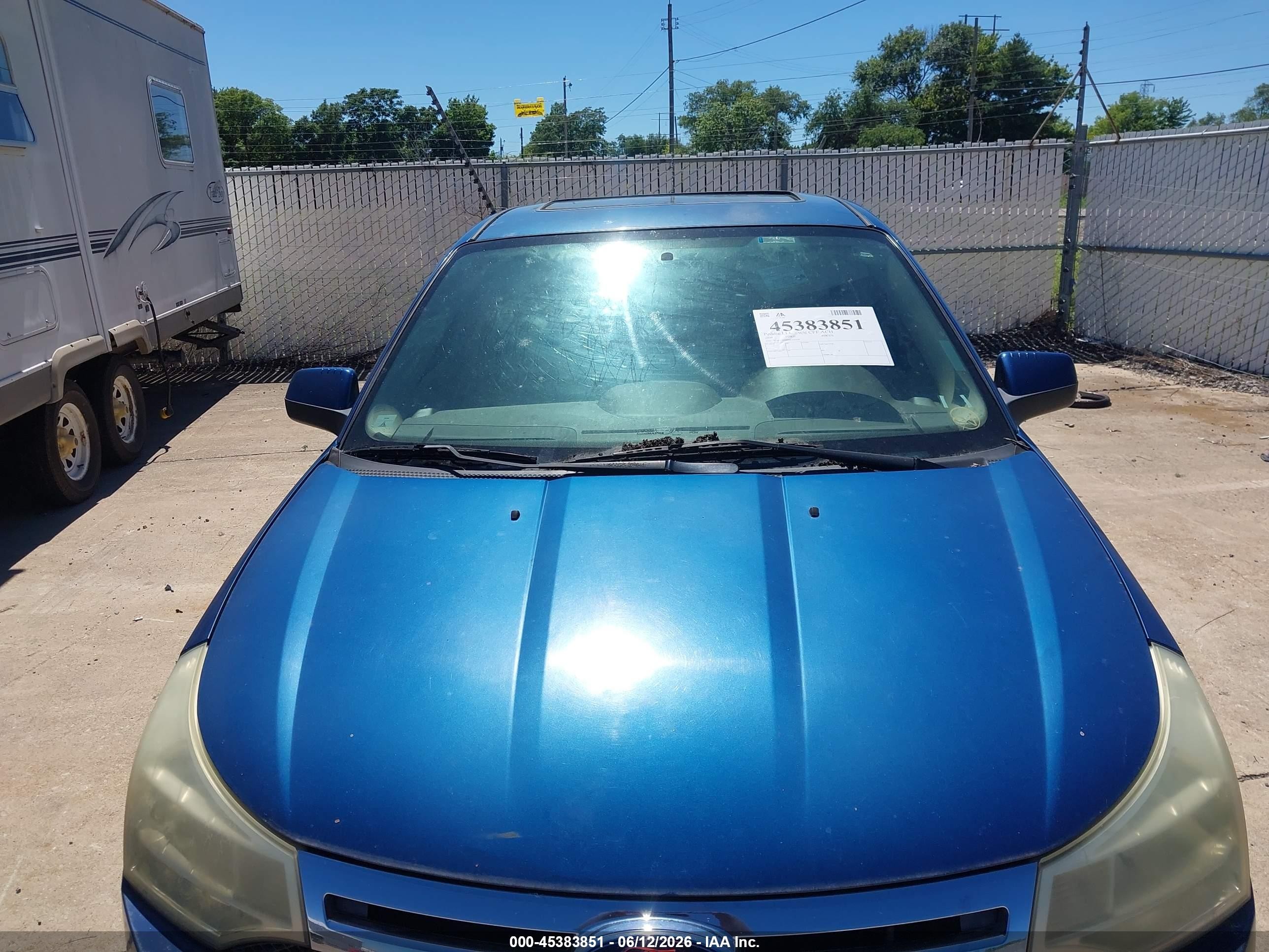 2009 Ford Focus Ses Blue vin: 1FAHP36N89W219100