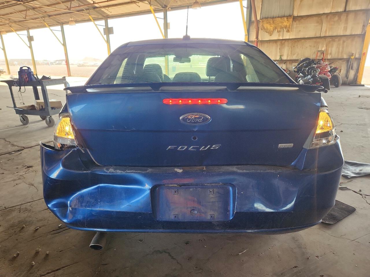 2009 Ford Focus Ses Blue vin: 1FAHP36N99W188729