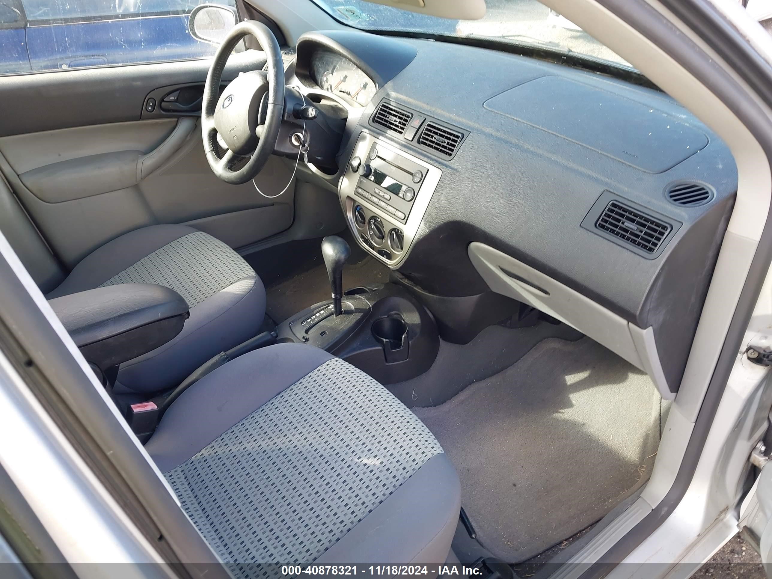 2006 Ford Focus Zxw Silver vin: 1FAHP36NX6W225735