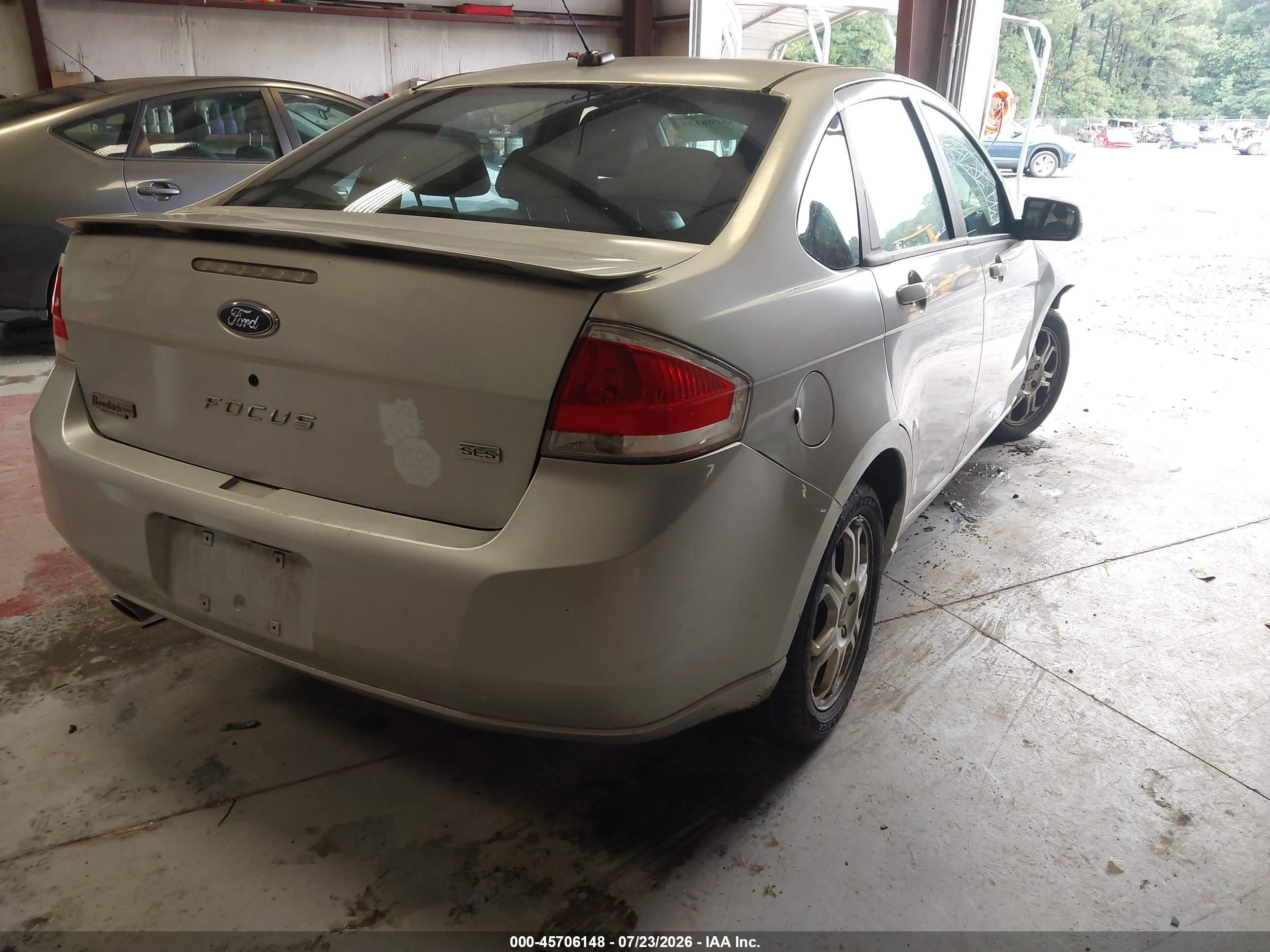 2009 Ford Focus Ses Gray vin: 1FAHP36NX9W219230