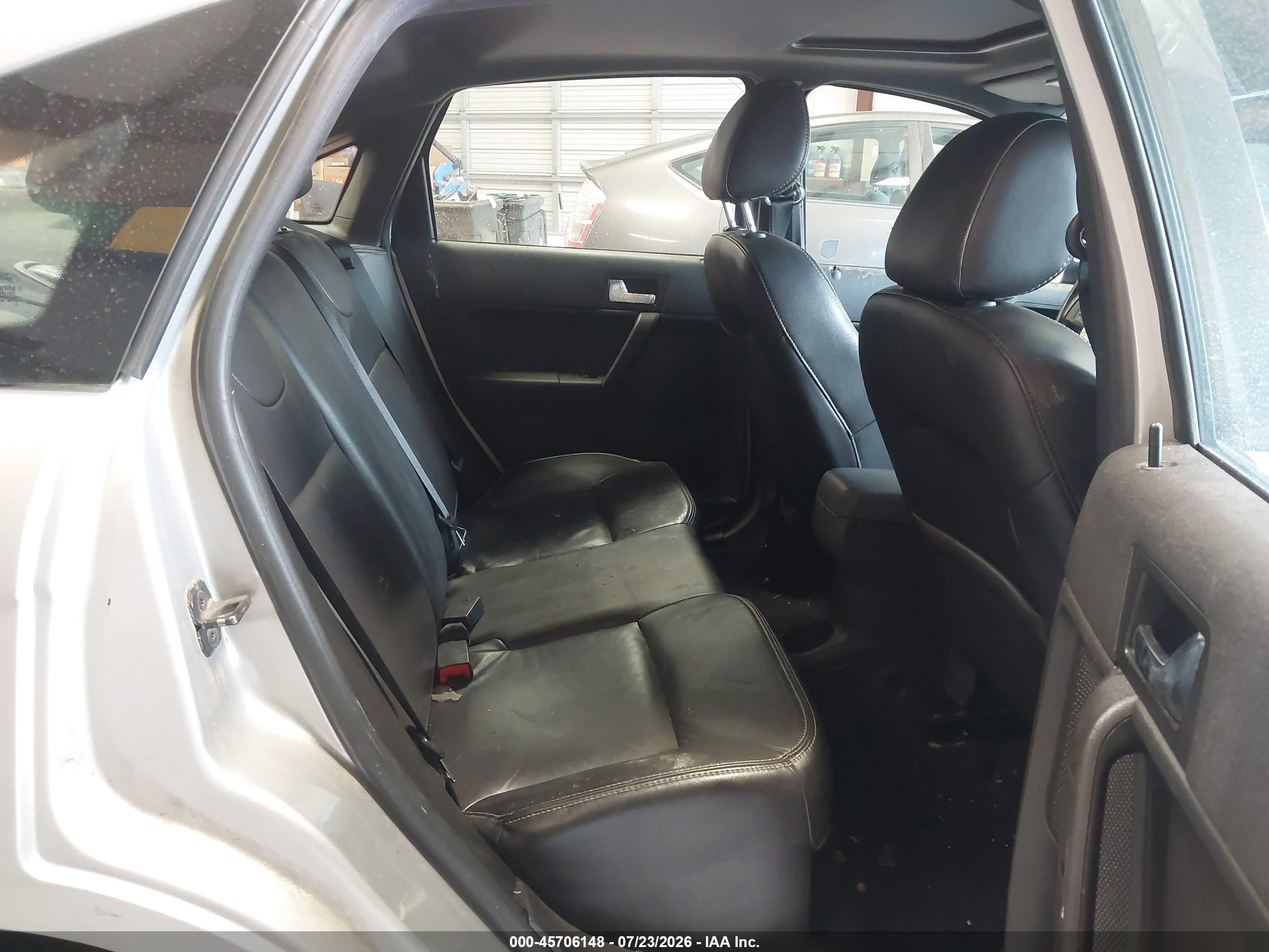 2009 Ford Focus Ses Gray vin: 1FAHP36NX9W219230