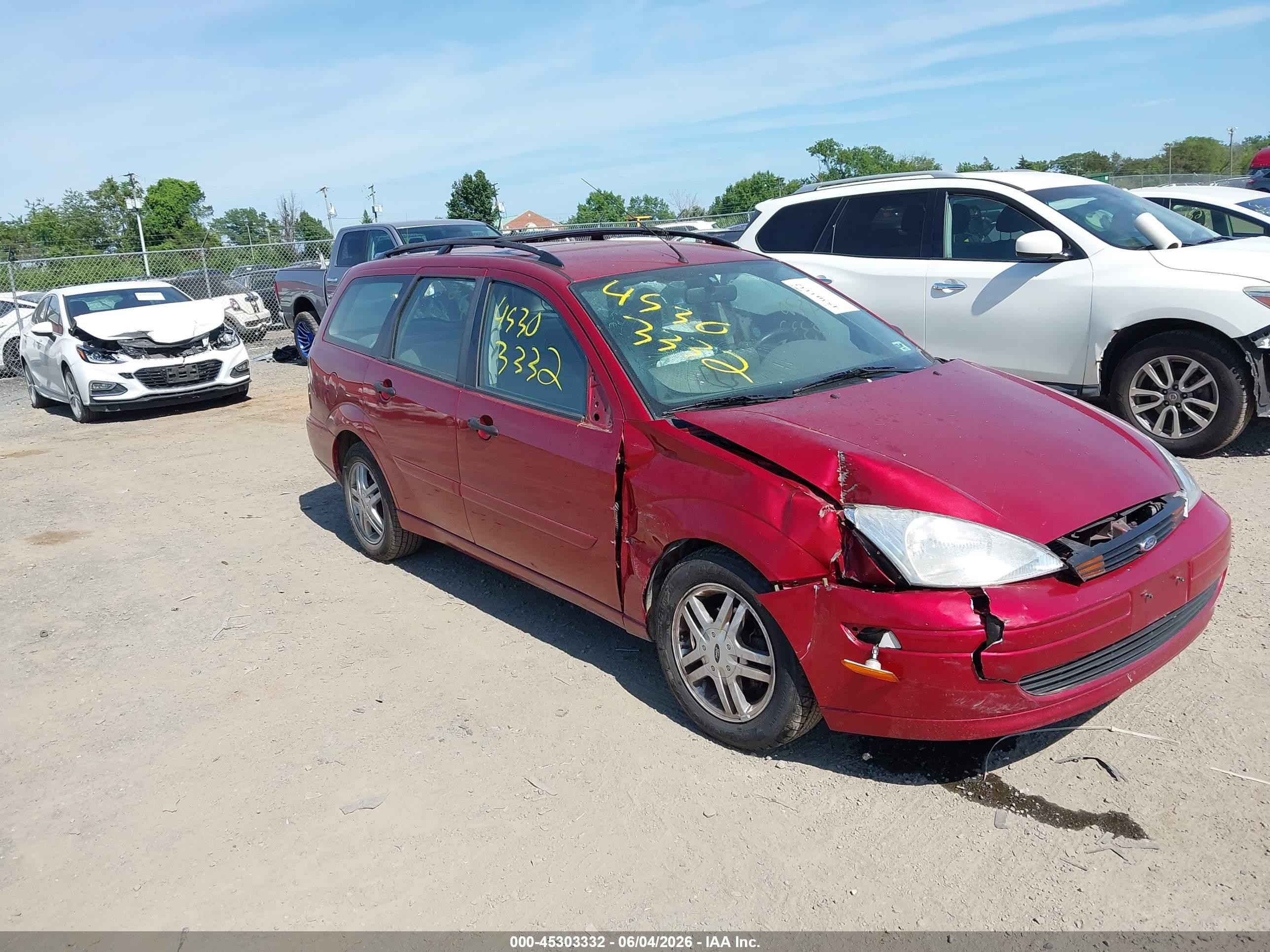 2000 Ford Focus Se Red vin: 1FAHP36P6YW345732