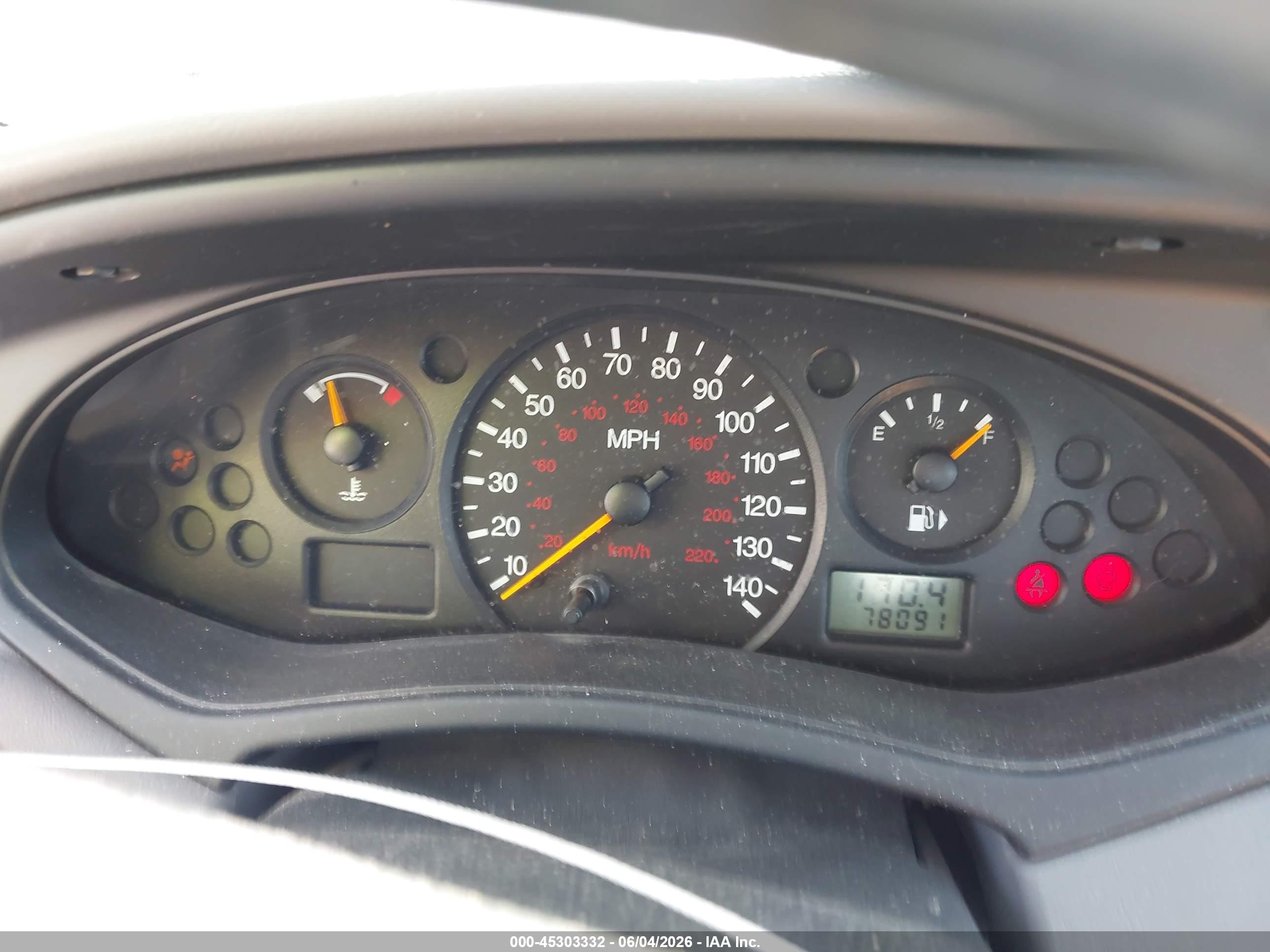 2000 Ford Focus Se Red vin: 1FAHP36P6YW345732
