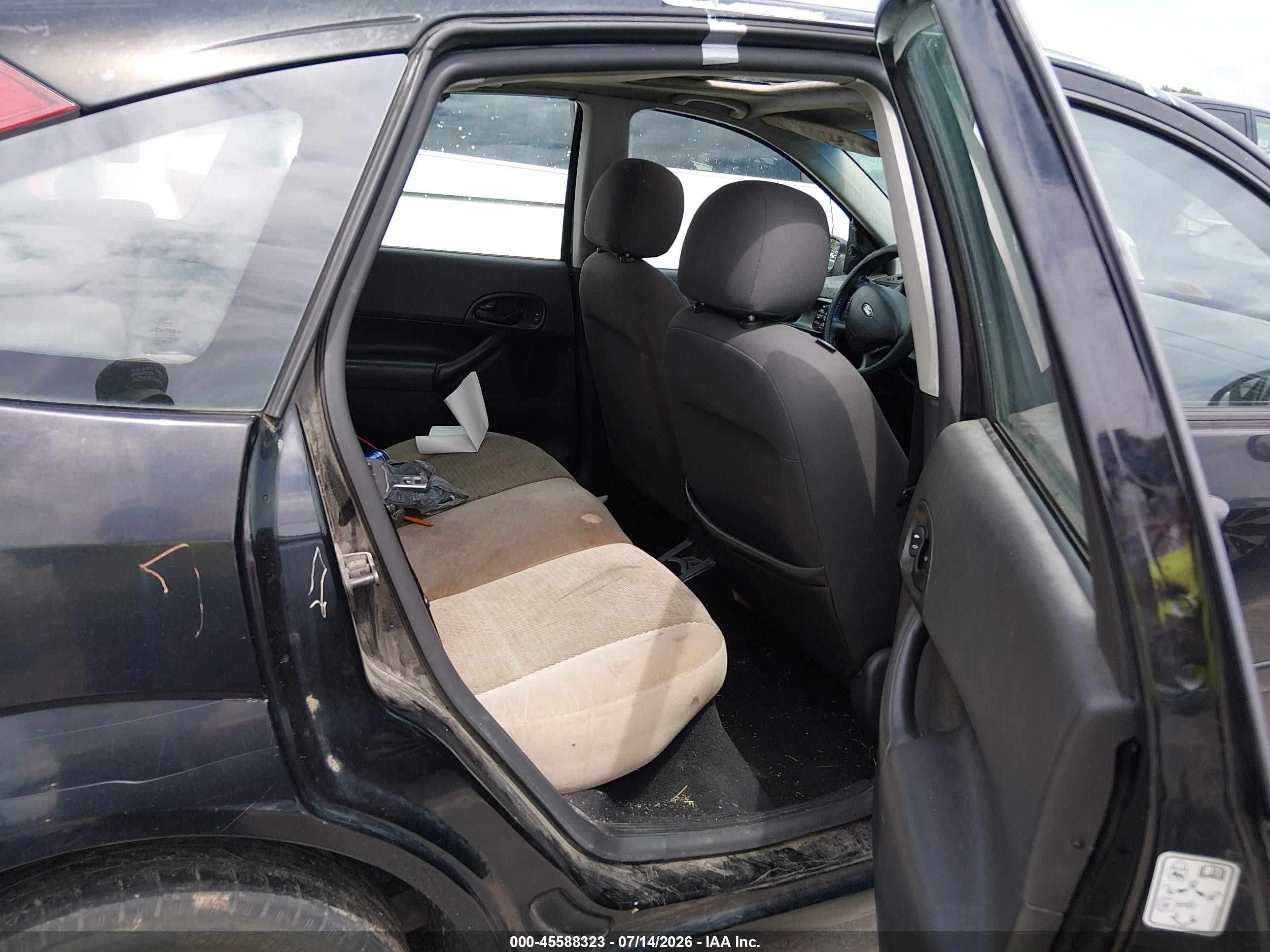 2006 Ford Focus Zx5 Blue vin: 1FAHP37N06W221885