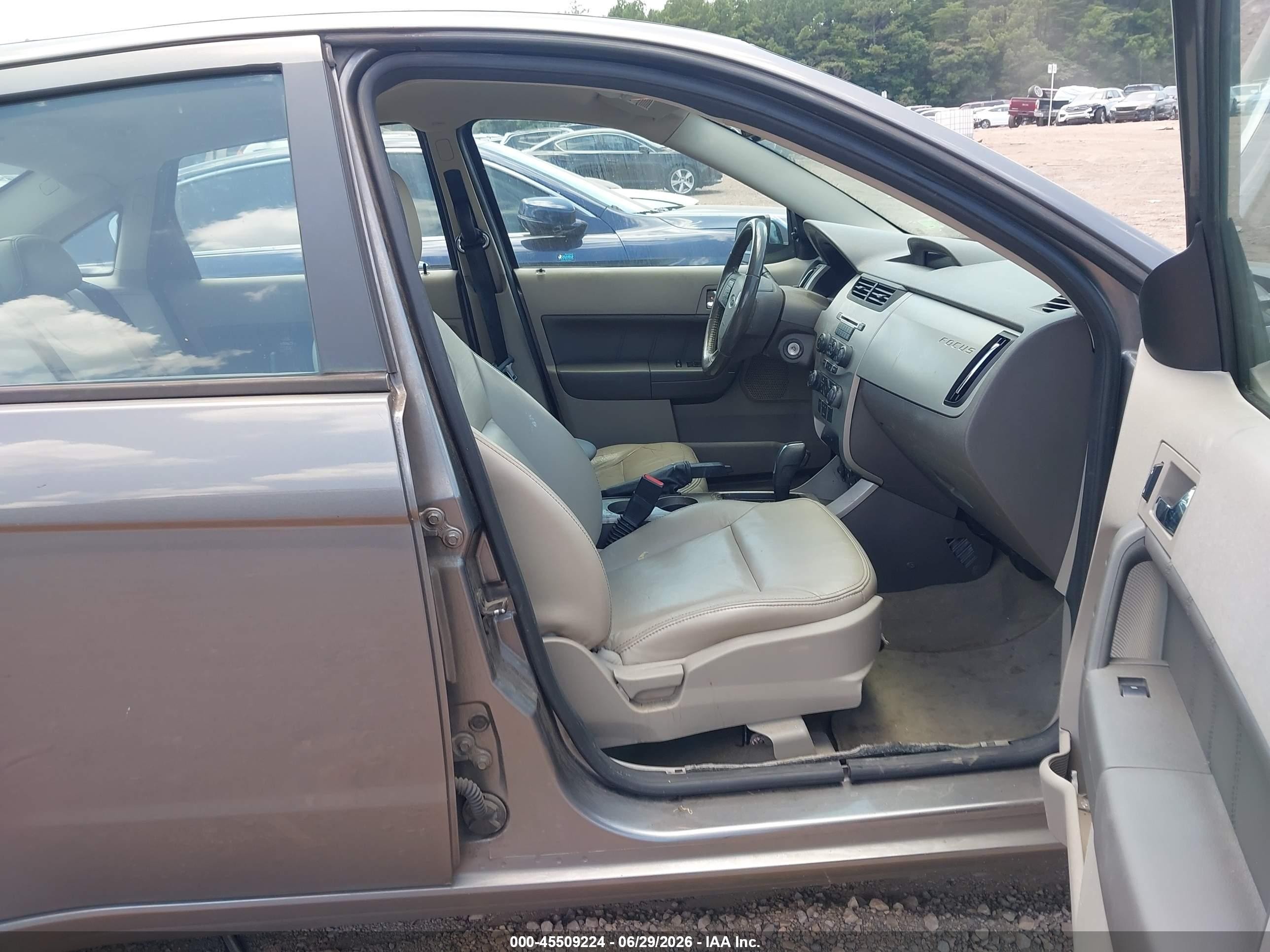2009 Ford Focus Sel Gray vin: 1FAHP37N19W151818