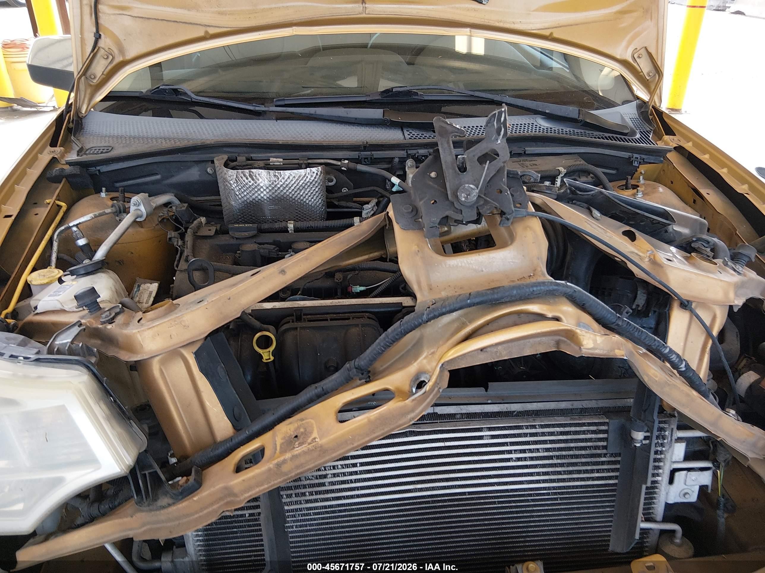 2009 Ford Focus Sel Золотой vin: 1FAHP37N19W168408