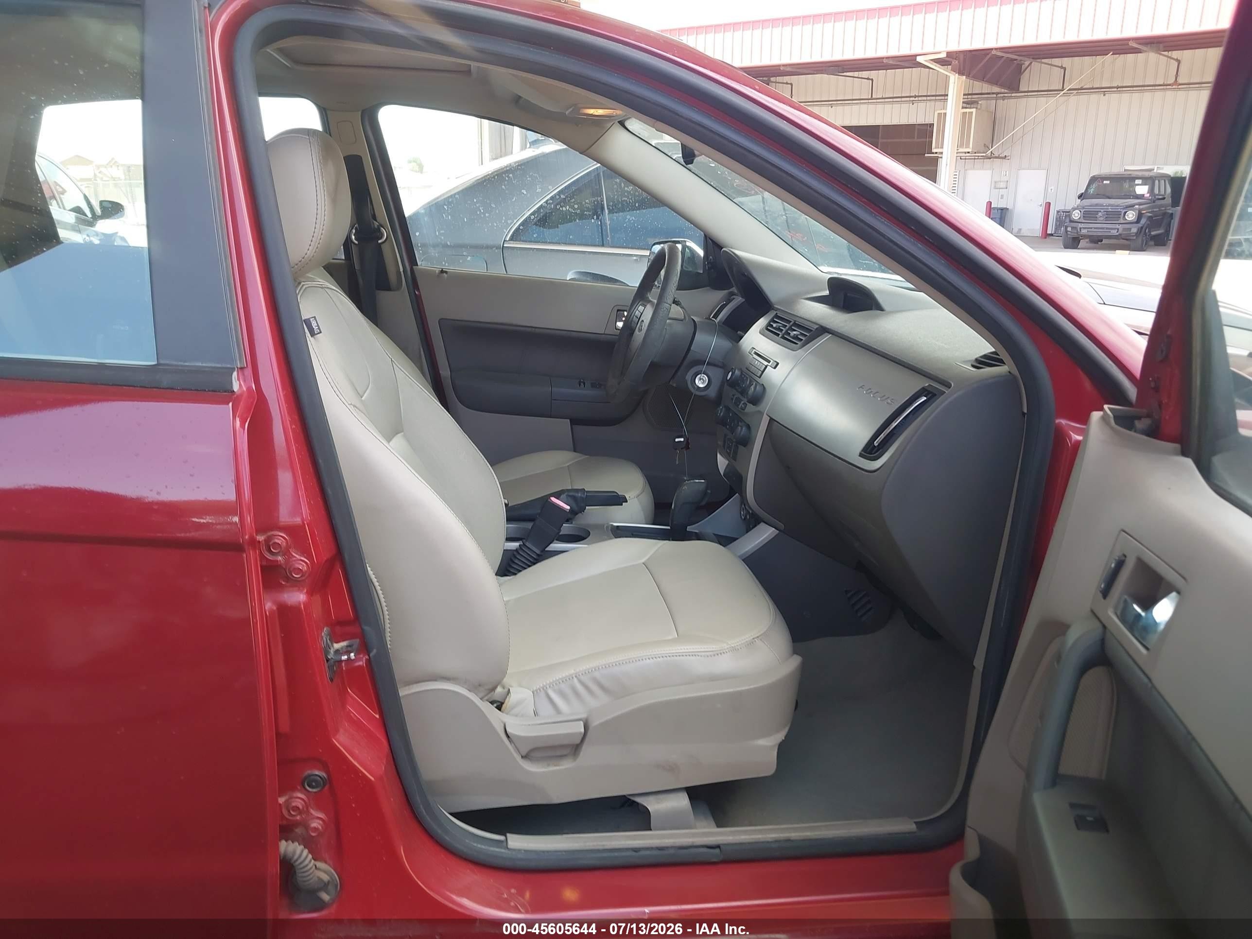 2009 Ford Focus Sel Red vin: 1FAHP37N29W252298