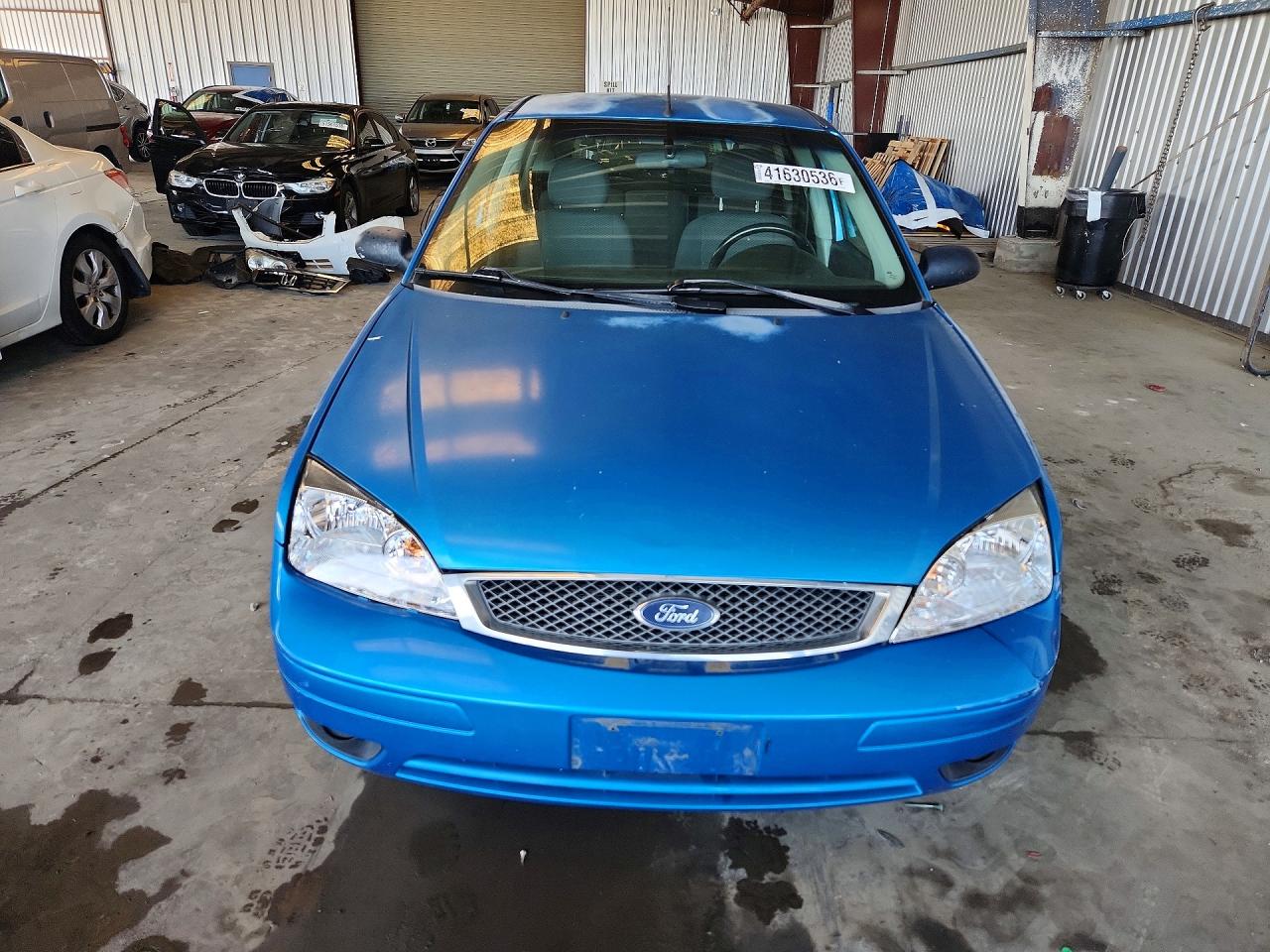 2007 Ford Focus Zx5 Blue vin: 1FAHP37N37W226340
