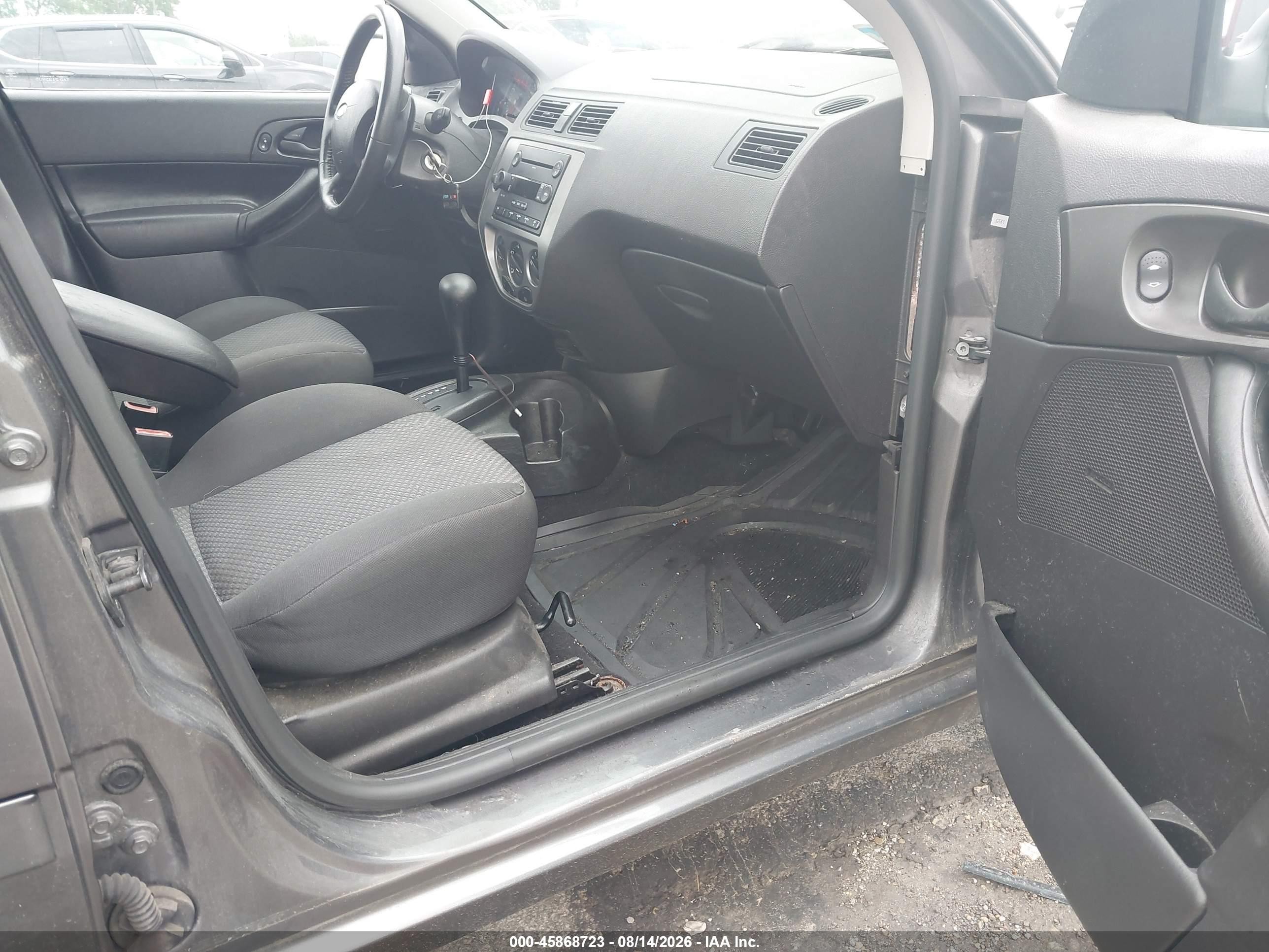 2007 Ford Focus S/se/ses Gray vin: 1FAHP37N57W146196