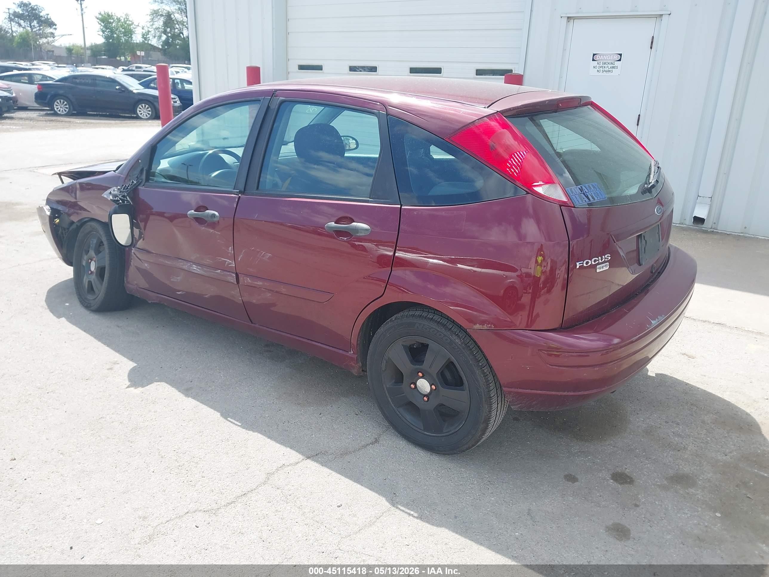 2007 Ford Focus S/se/ses Burgundy vin: 1FAHP37N57W164956