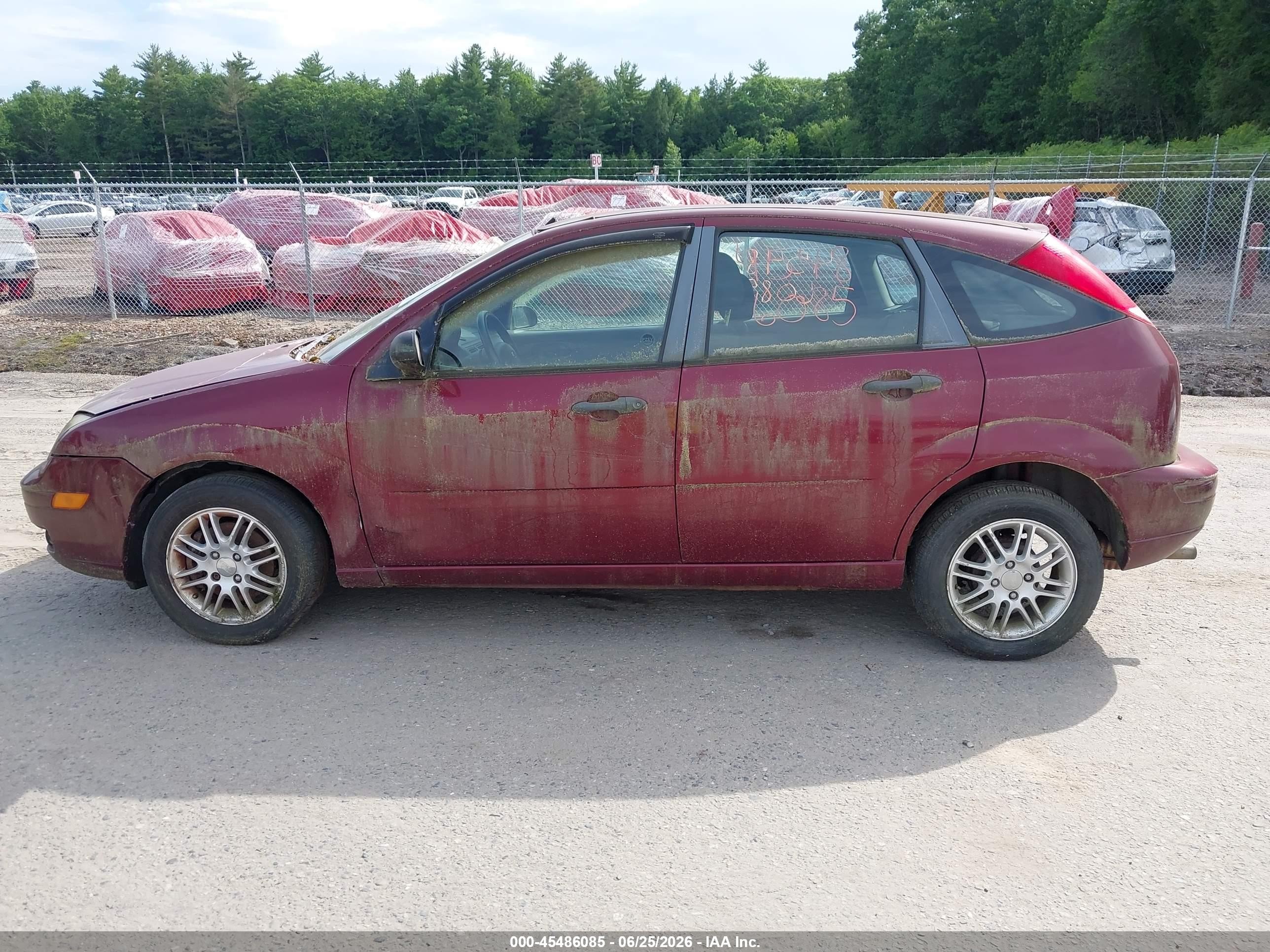 2006 Ford Focus Zx5 Темно-бордовый vin: 1FAHP37N66W239243