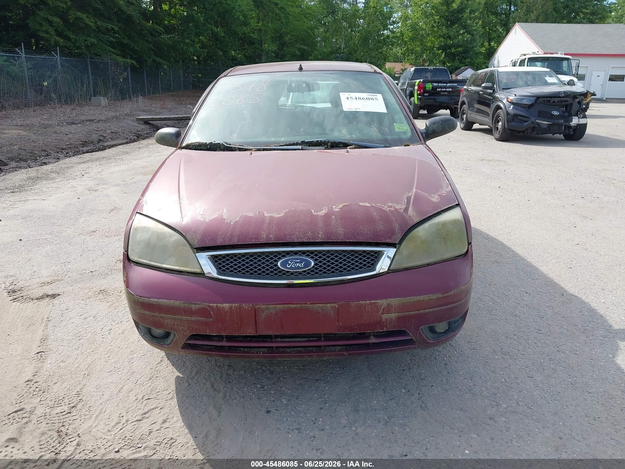 2006 Ford Focus Zx5 Темно-бордовый vin: 1FAHP37N66W239243