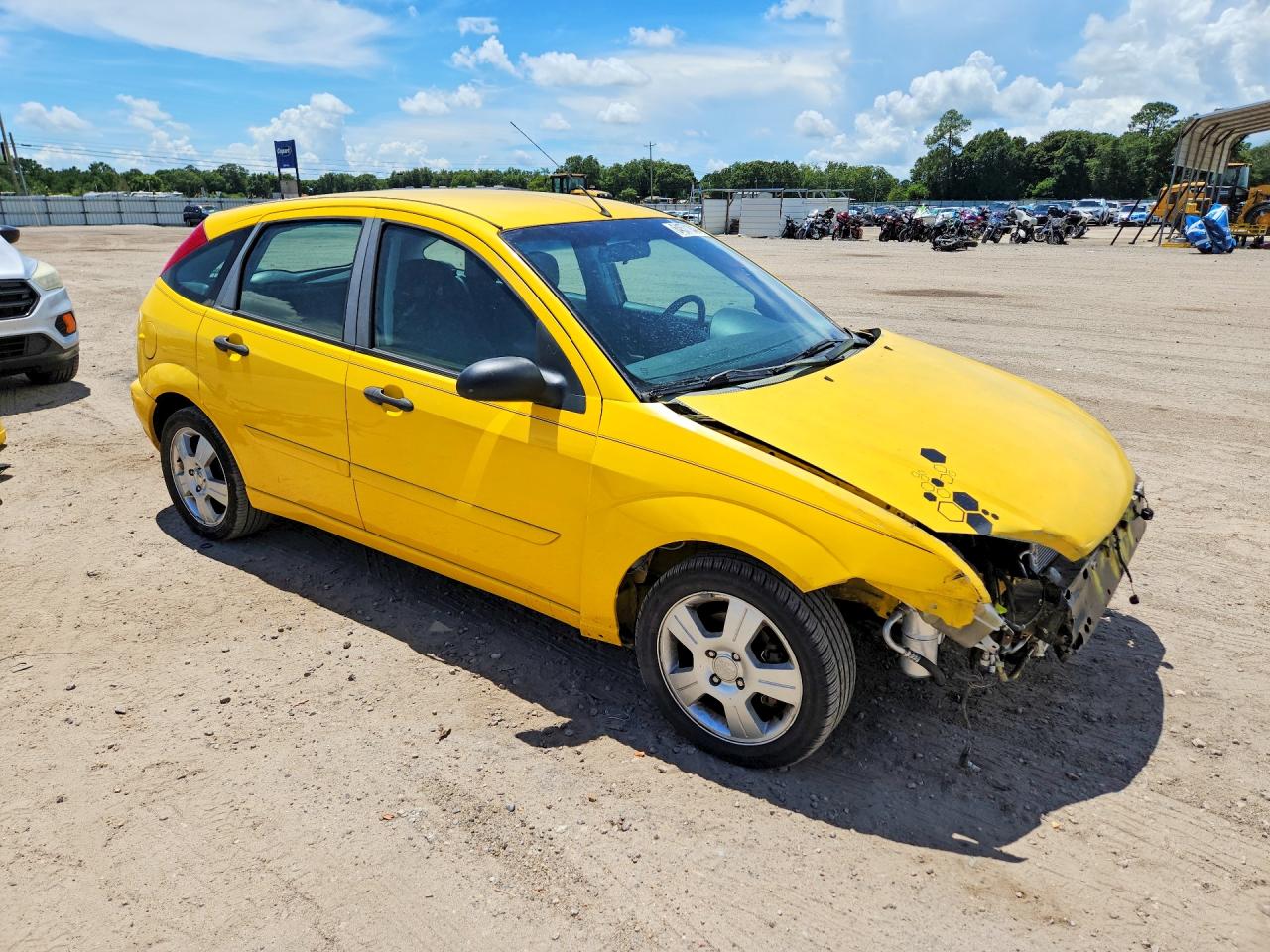 2007 Ford Focus Zx5 Yellow vin: 1FAHP37N67W274706