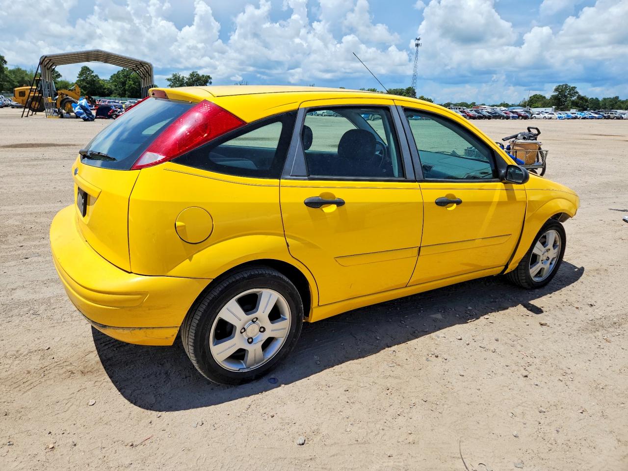 2007 Ford Focus Zx5 Yellow vin: 1FAHP37N67W274706