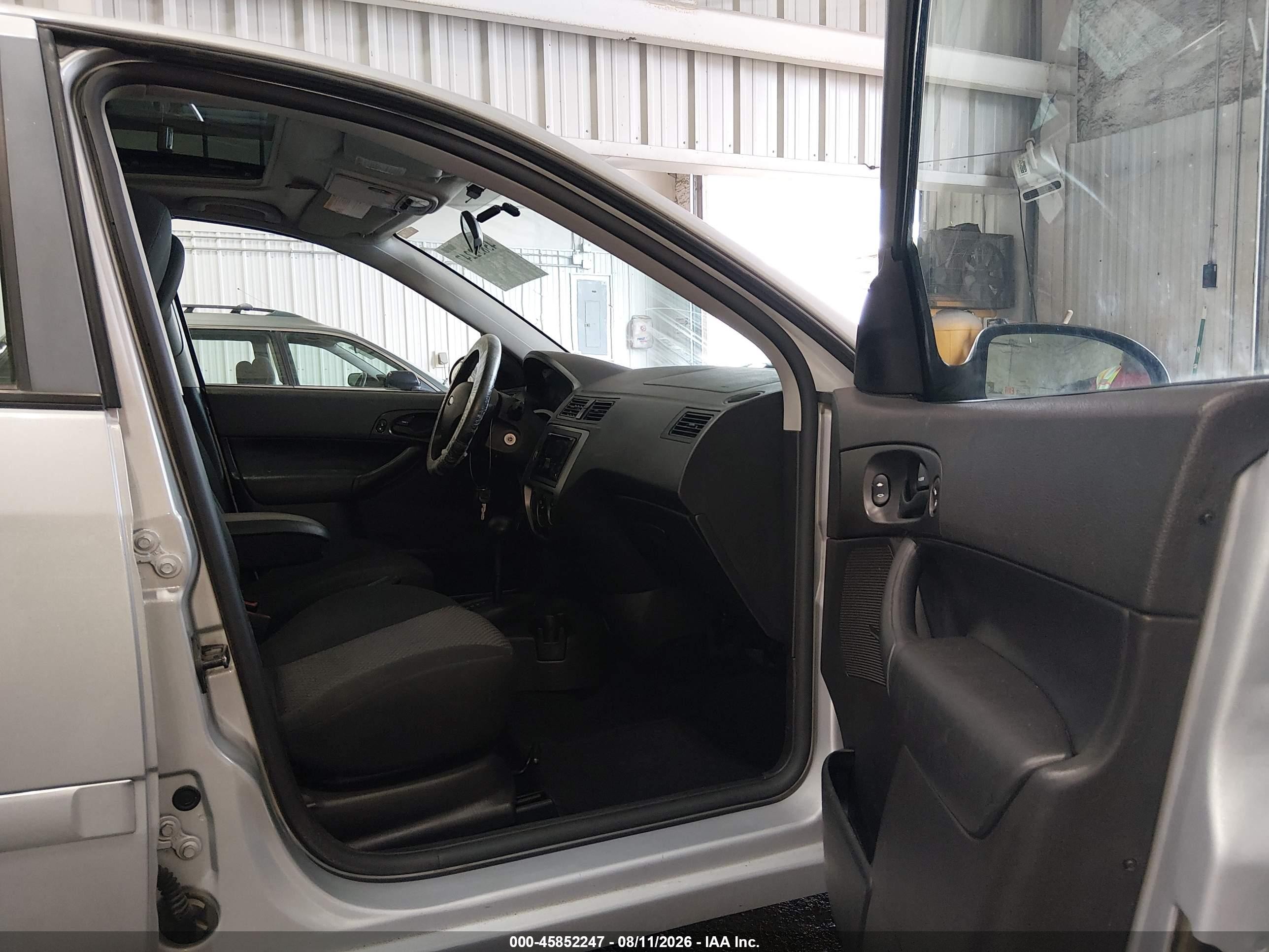 2007 Ford Focus S/se/ses Серебряный vin: 1FAHP37N77W243531