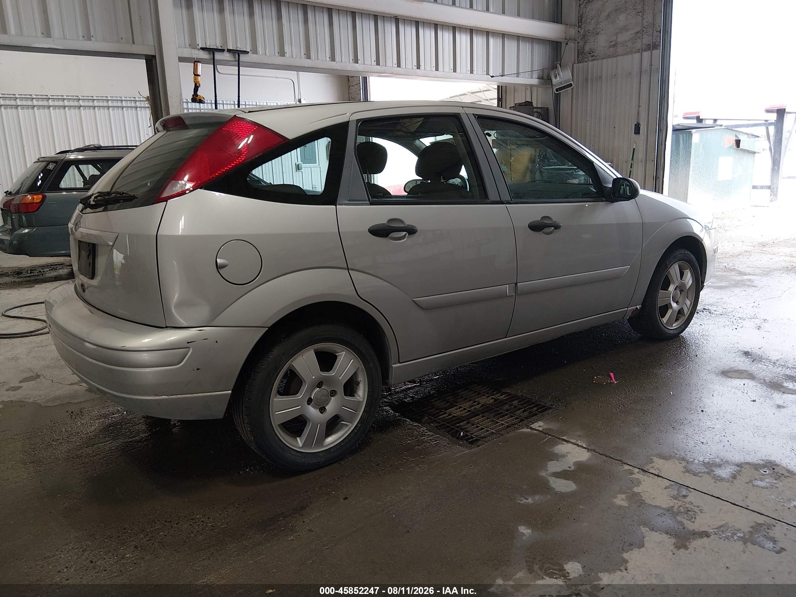 2007 Ford Focus S/se/ses Серебряный vin: 1FAHP37N77W243531