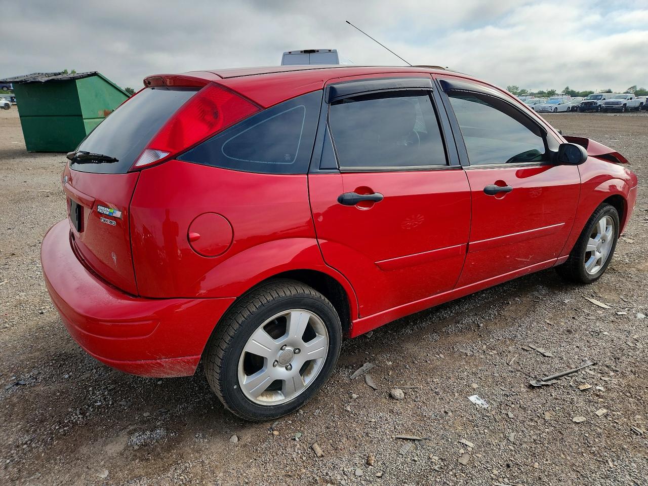 2007 Ford Focus Zx5 Red vin: 1FAHP37N77W303310