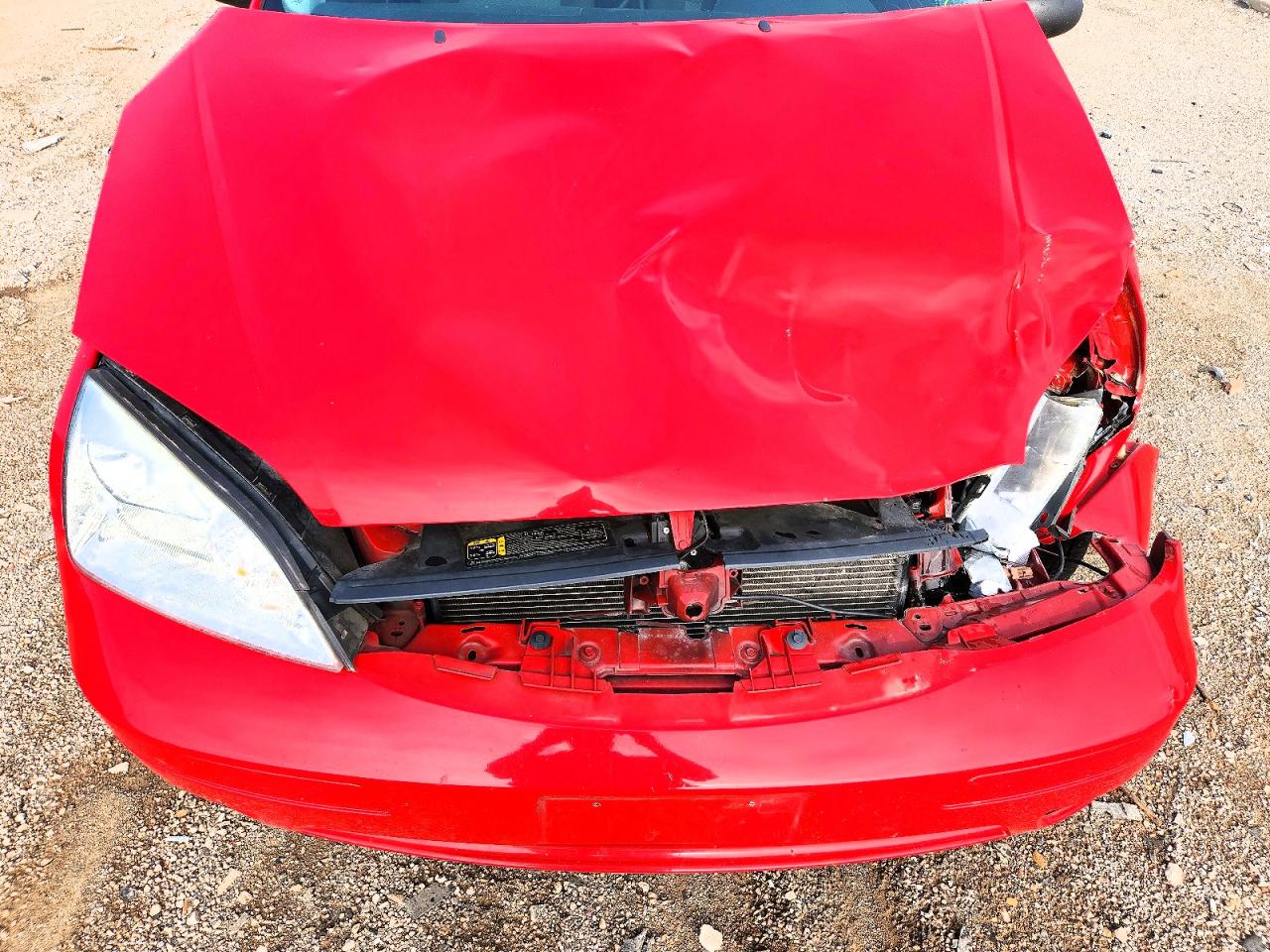 2007 Ford Focus Zx5 Red vin: 1FAHP37N77W303310