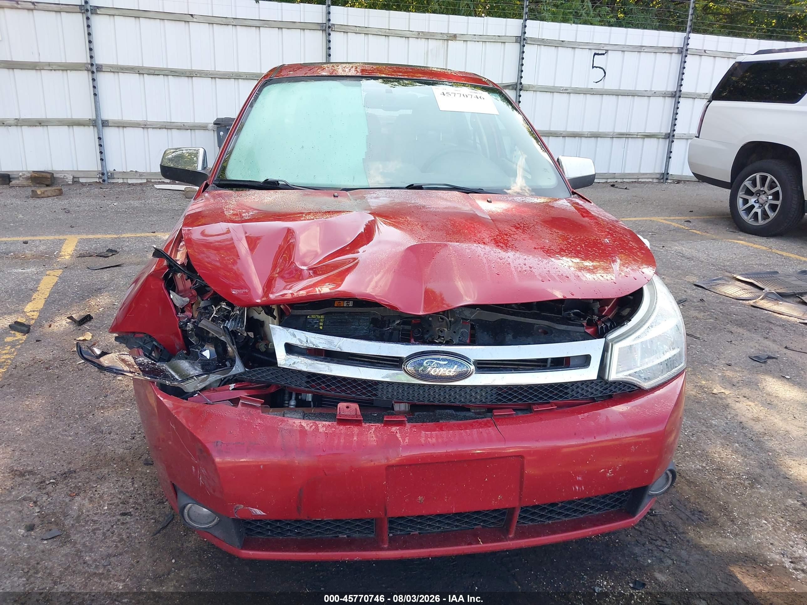 2009 Ford Focus Sel Red vin: 1FAHP37N89W127287