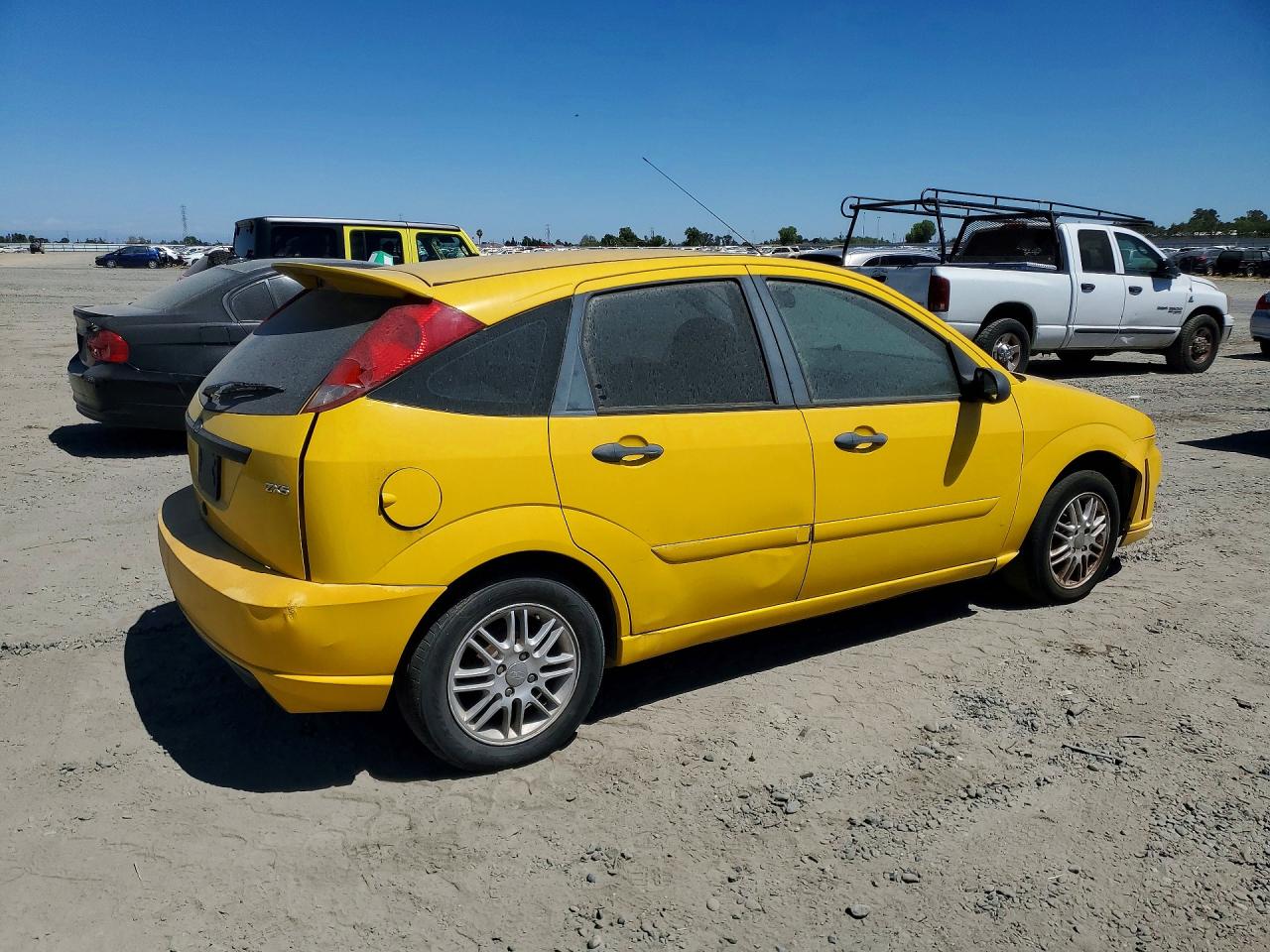 2006 Ford Focus Zx5 Gold vin: 1FAHP37N96W210433