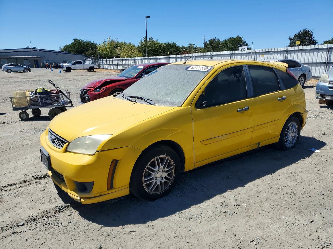 2006 Ford Focus Zx5 Gold vin: 1FAHP37N96W210433