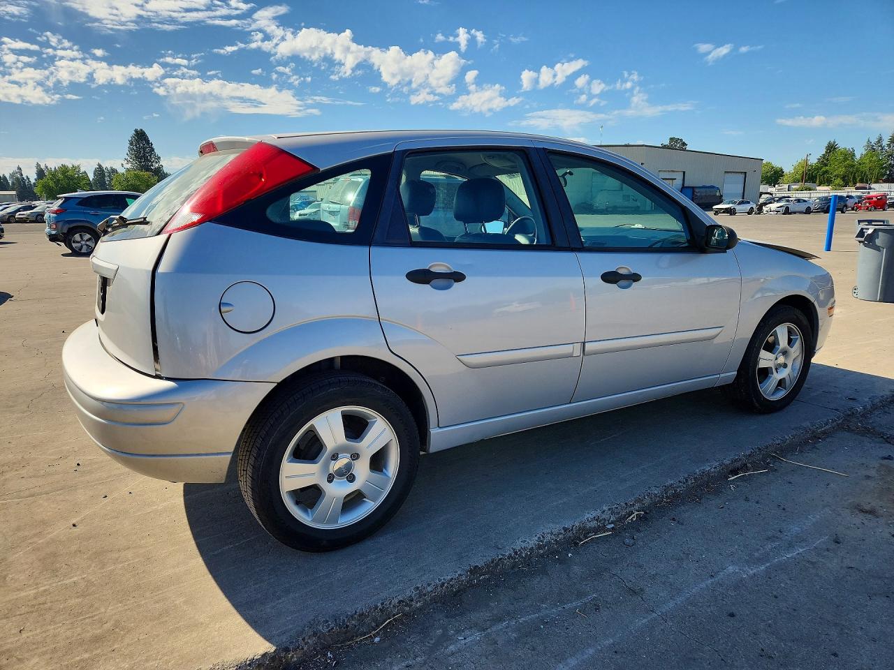 2007 Ford Focus Zx5 Серебряный vin: 1FAHP37N97W230716