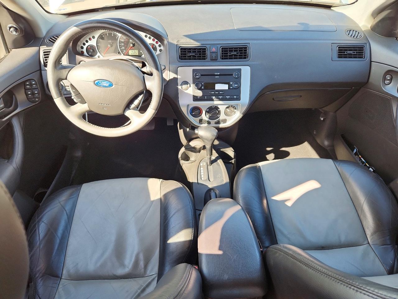 2007 Ford Focus Zx5 Серебряный vin: 1FAHP37N97W230716