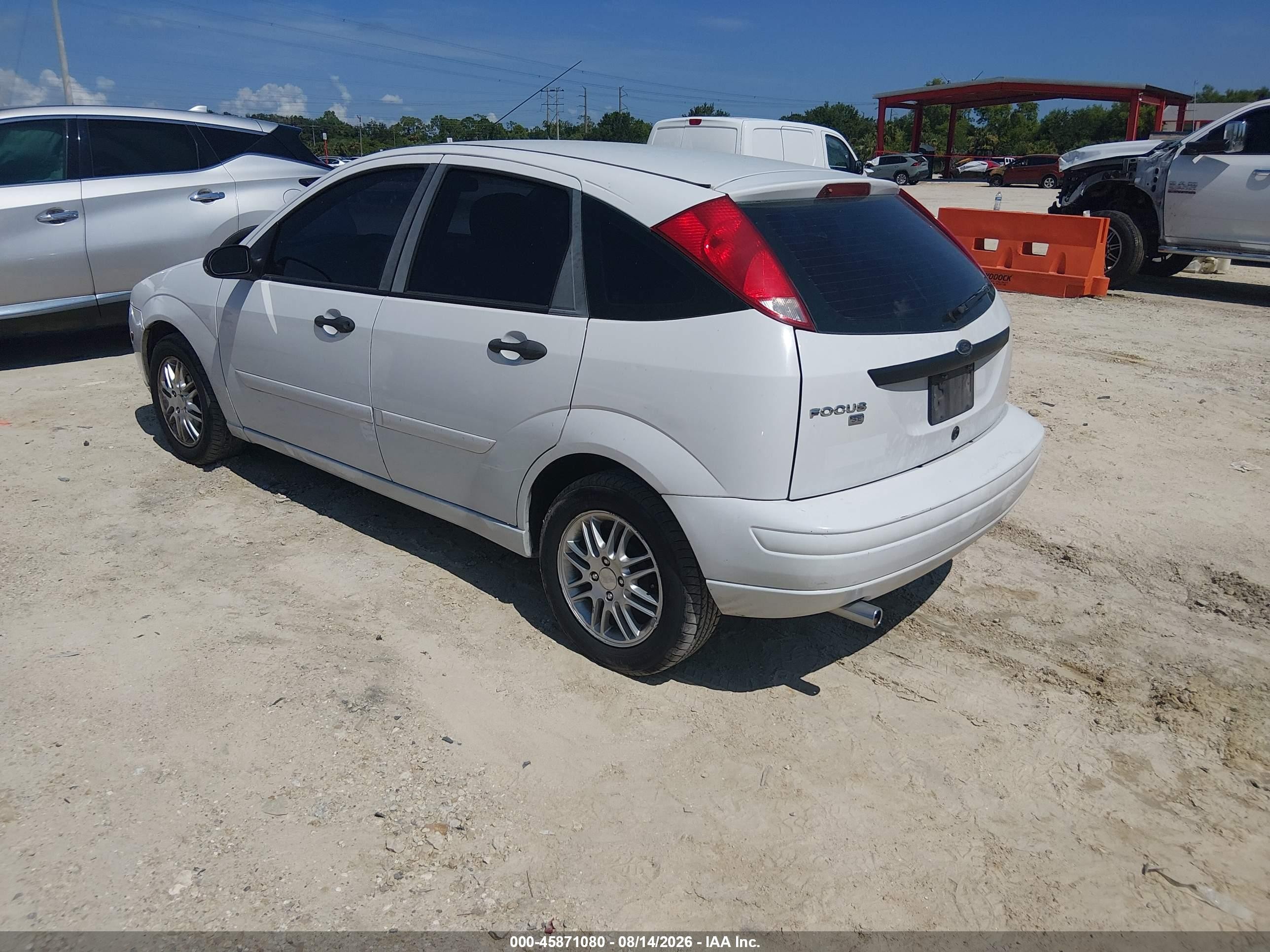 2007 Ford Focus S/se/ses Белый vin: 1FAHP37N97W262274