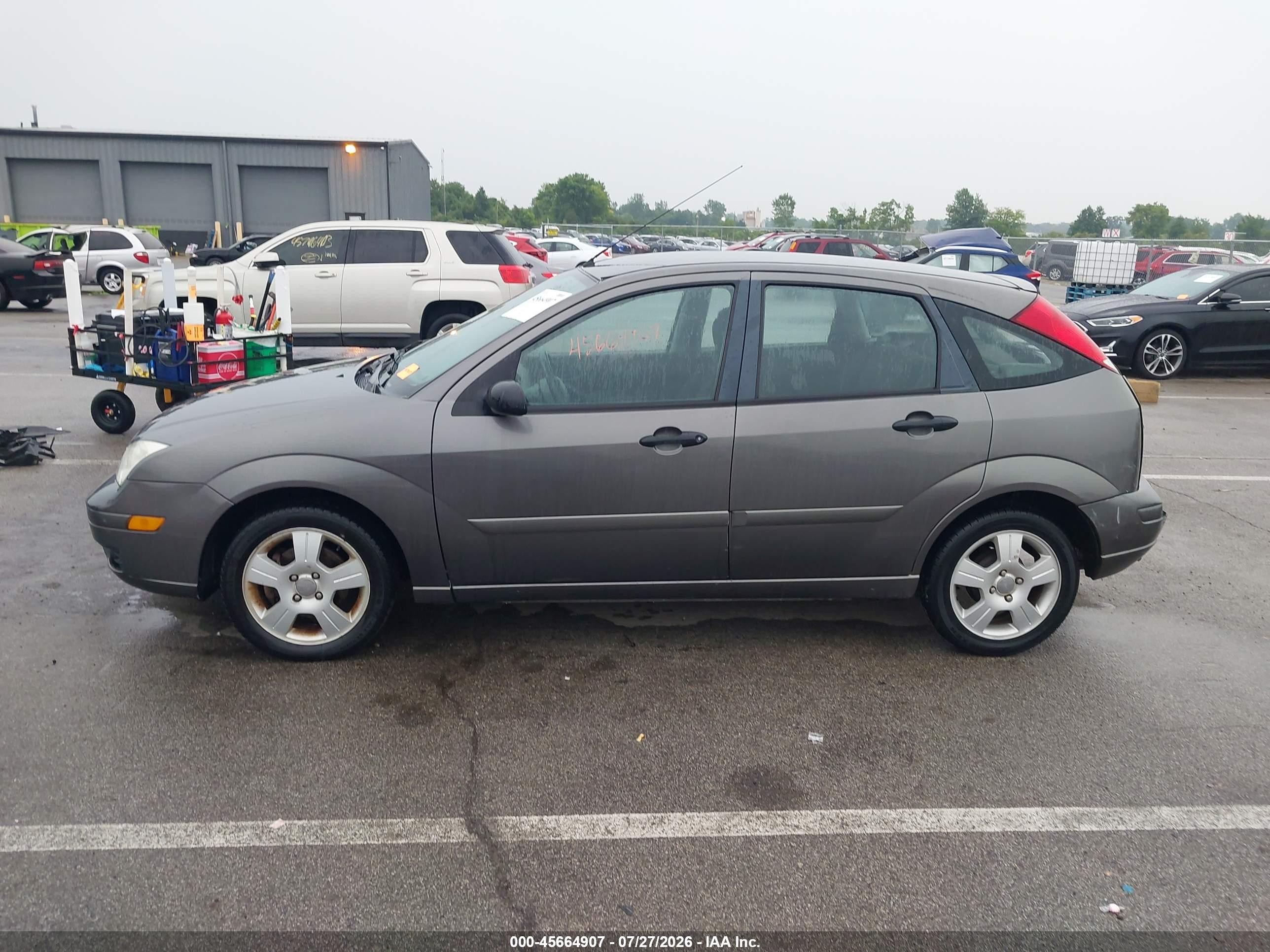 2007 Ford Focus S/se/ses Серый vin: 1FAHP37N97W291709