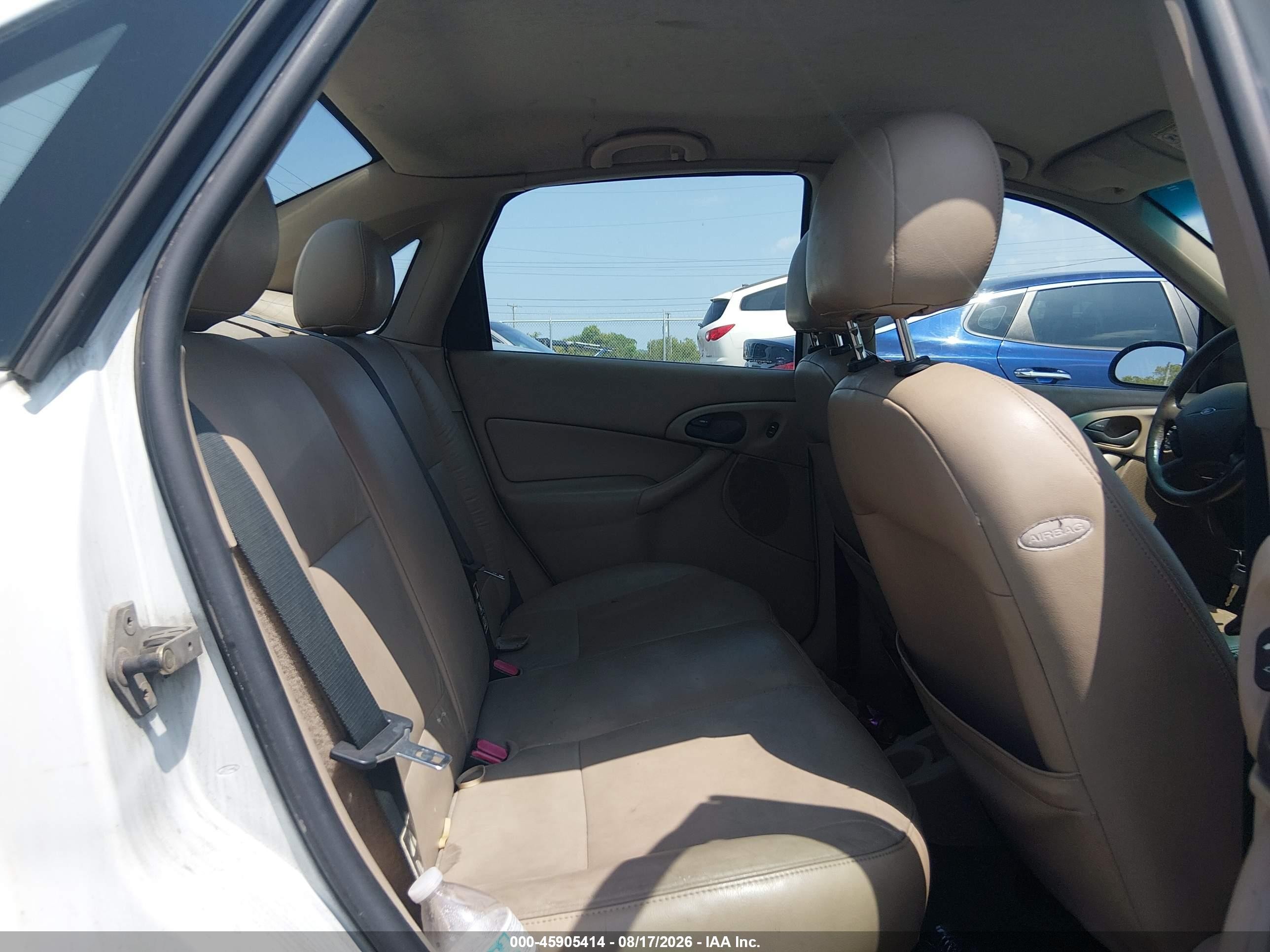 2001 Ford Focus Zts Белый vin: 1FAHP38371W192830